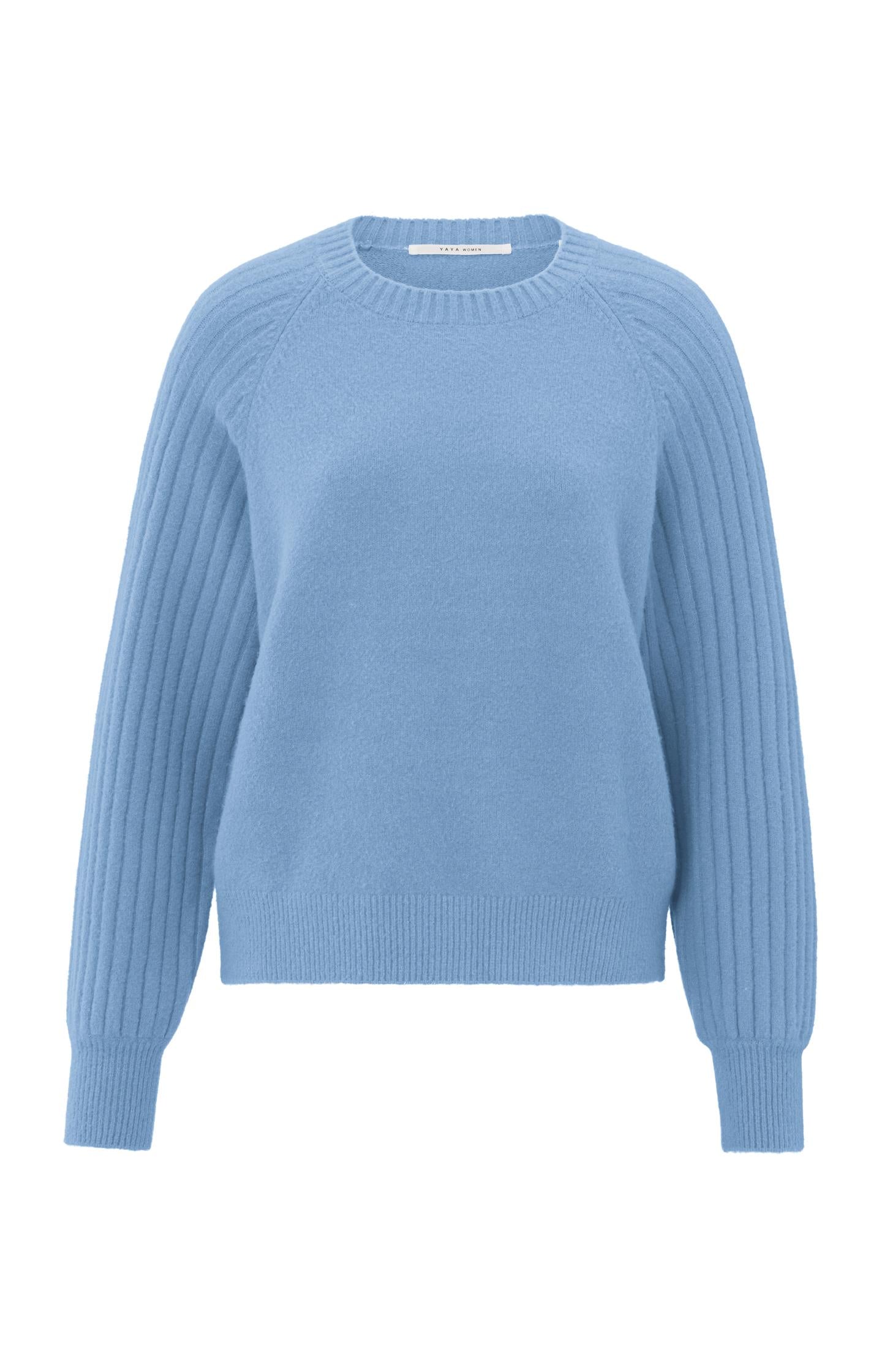 Soft ribbed sweater with round neck and long sleeves - Type: product