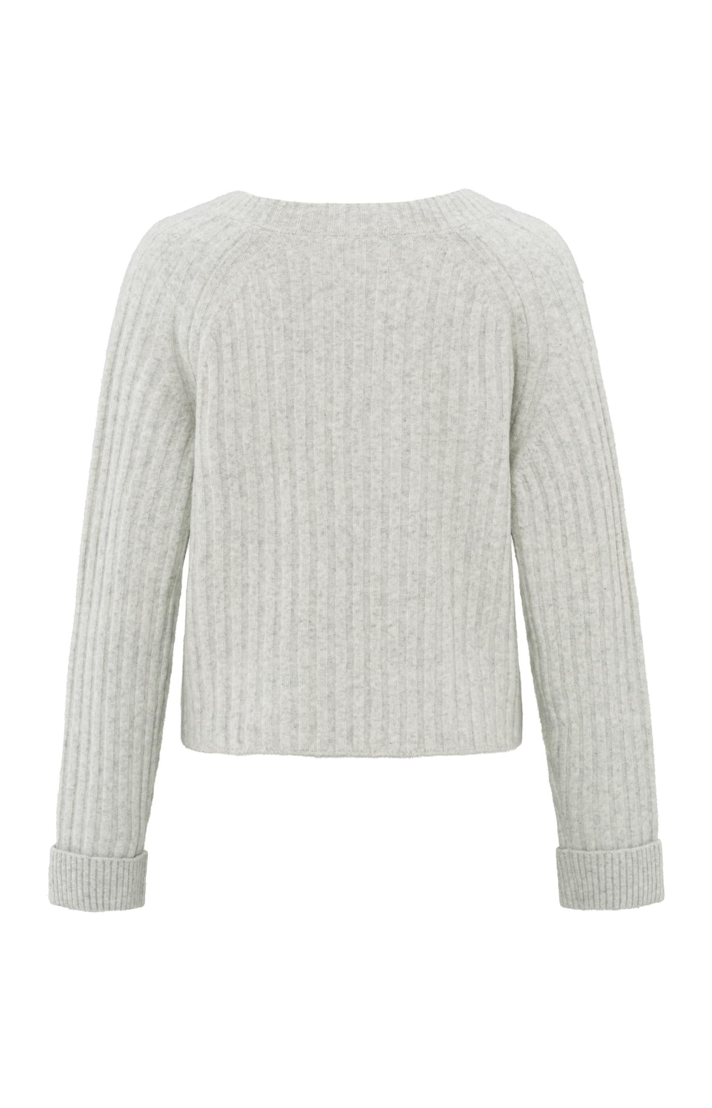 Soft ribbed sweater with V-neck and long sleeves