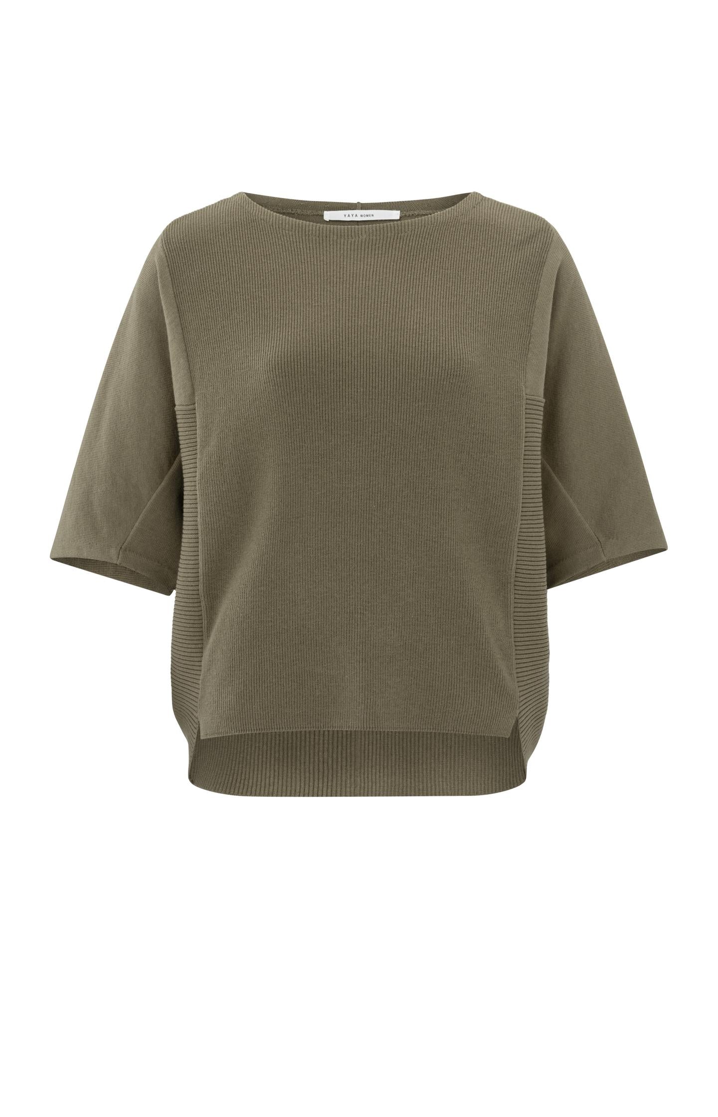 Soft round neck sweater with short sleeves and rib details - Type: product