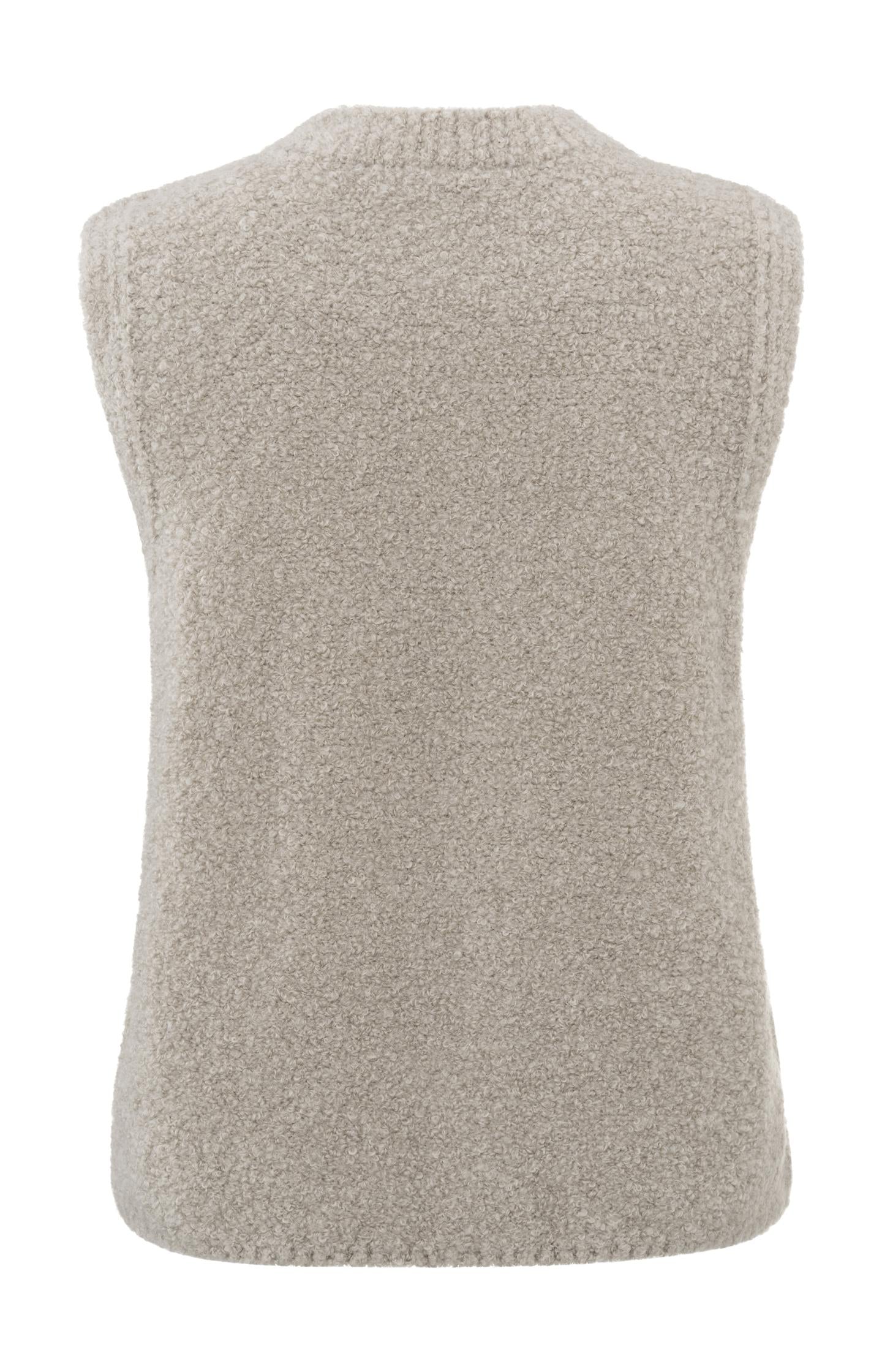 Soft sleeveless sweater with round neck and unique texture