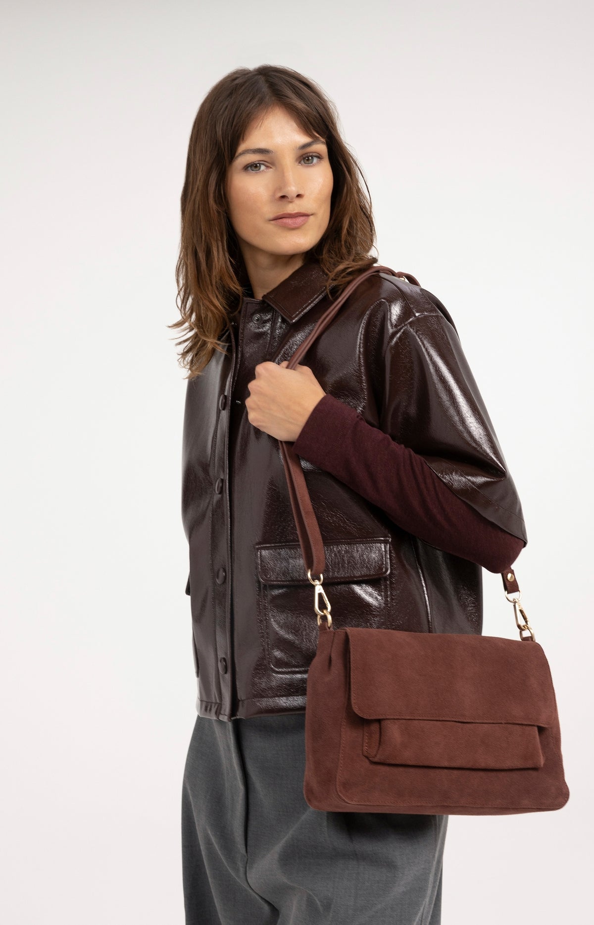 Soft suede shoulder bag with detachable strap - Type: lookbook