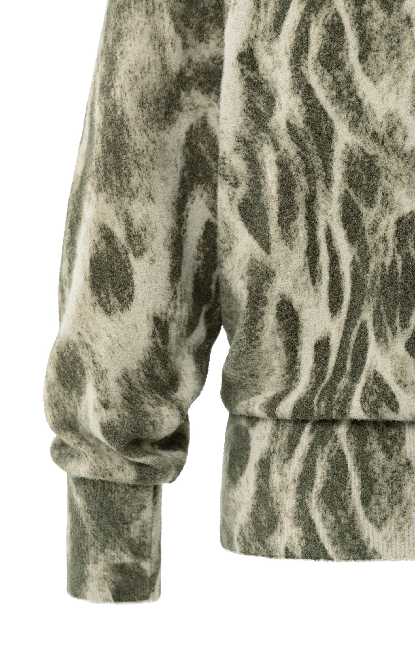 Soft sweater with abstract all-over print