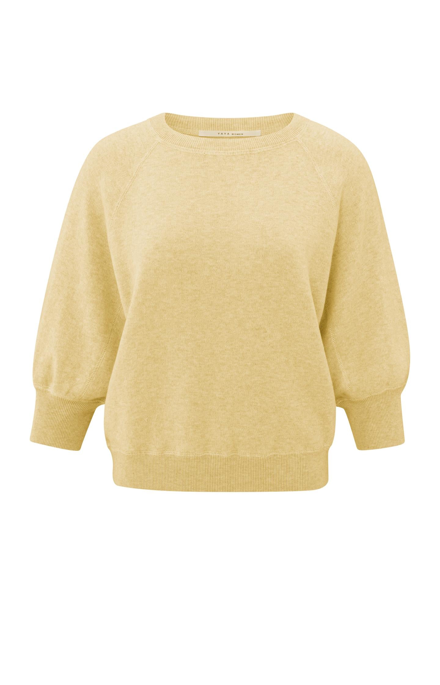 Soft sweater with raglan sleeves and round neckline - Type: product