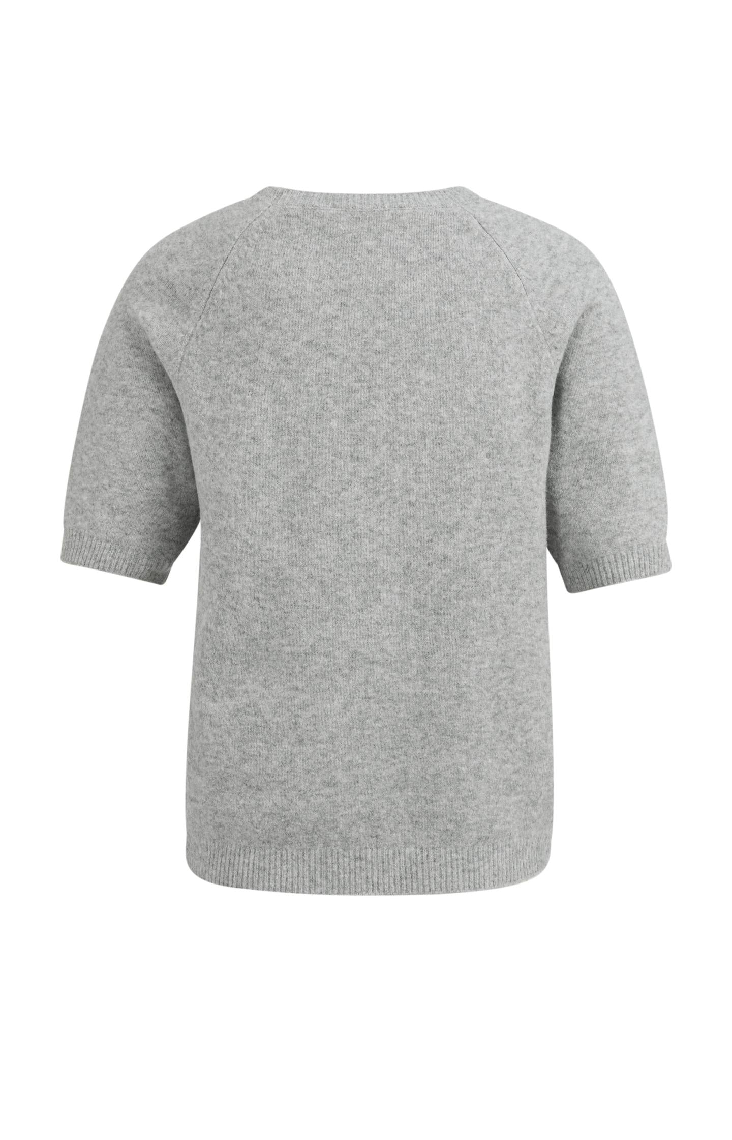 Soft sweater with short sleeves and round neckline