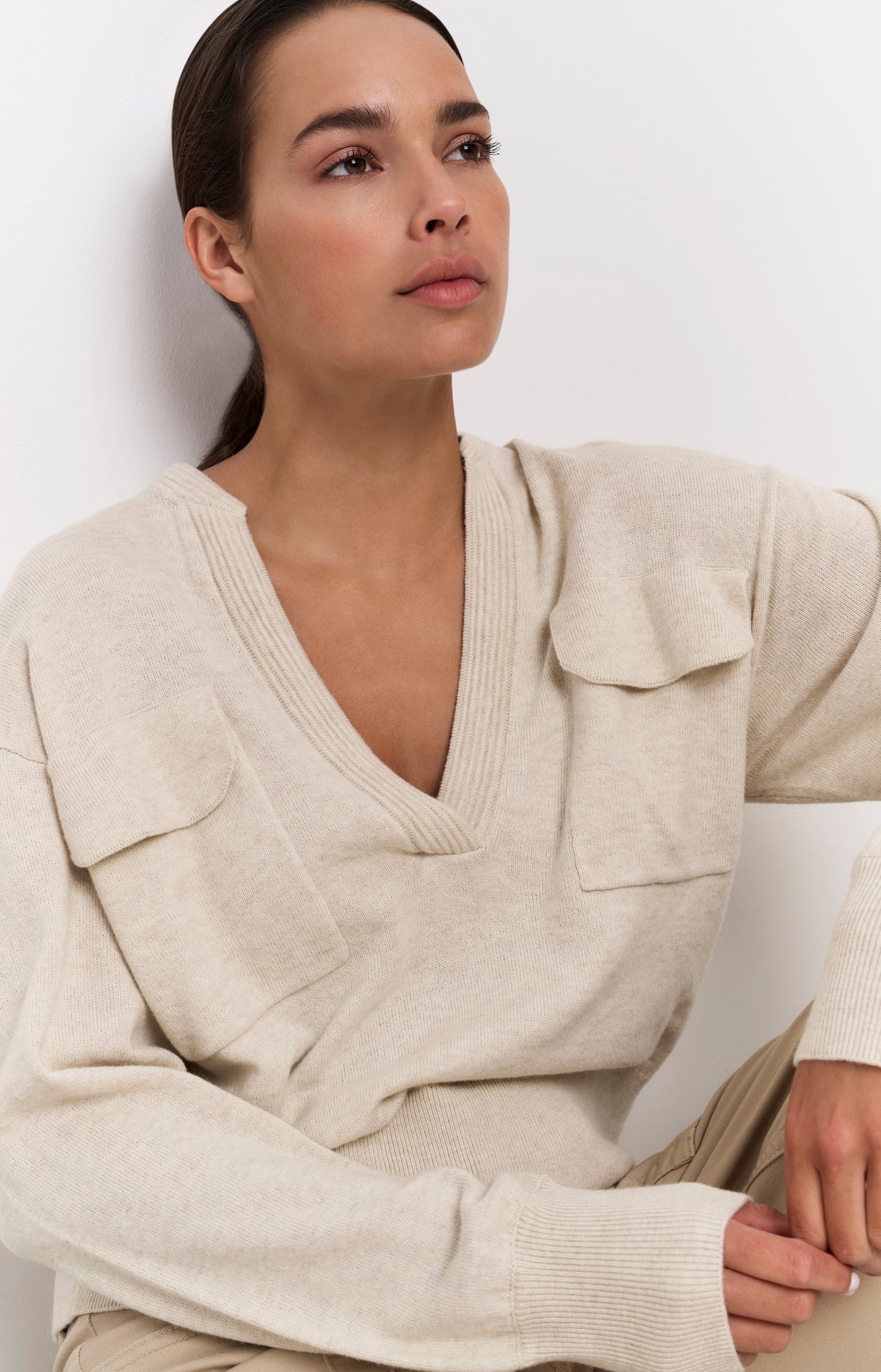 V-Neck Short Sleeve Sweater with Pockets