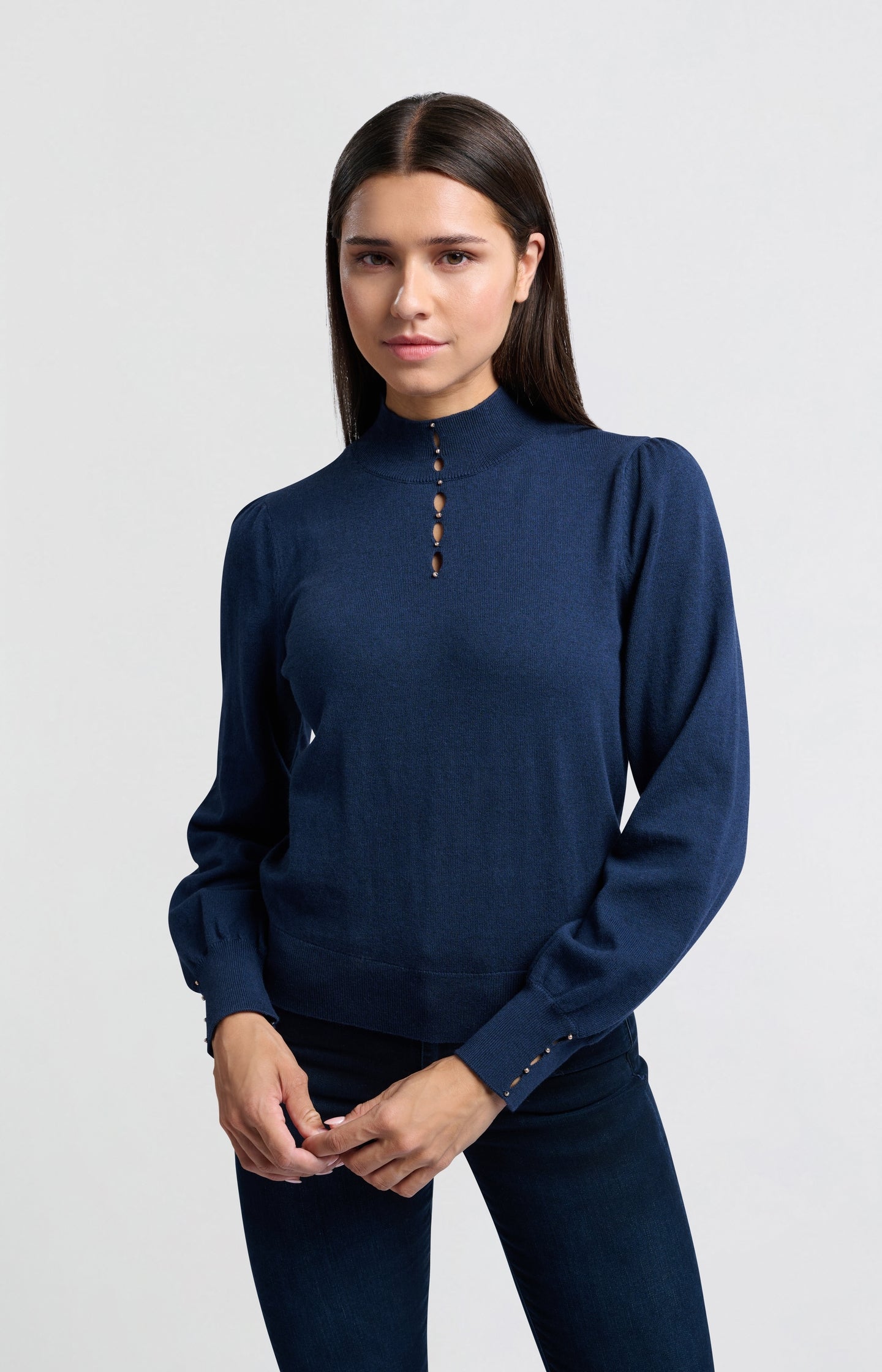 Soft turtleneck with button details and balloon sleeves