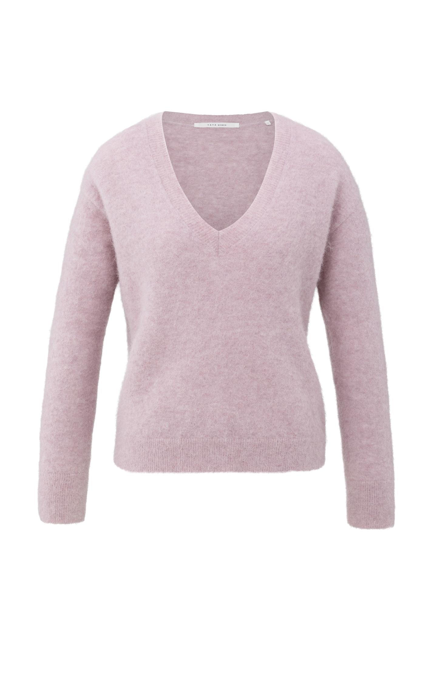 Soft V-neck sweater with long sleeves - Type: product