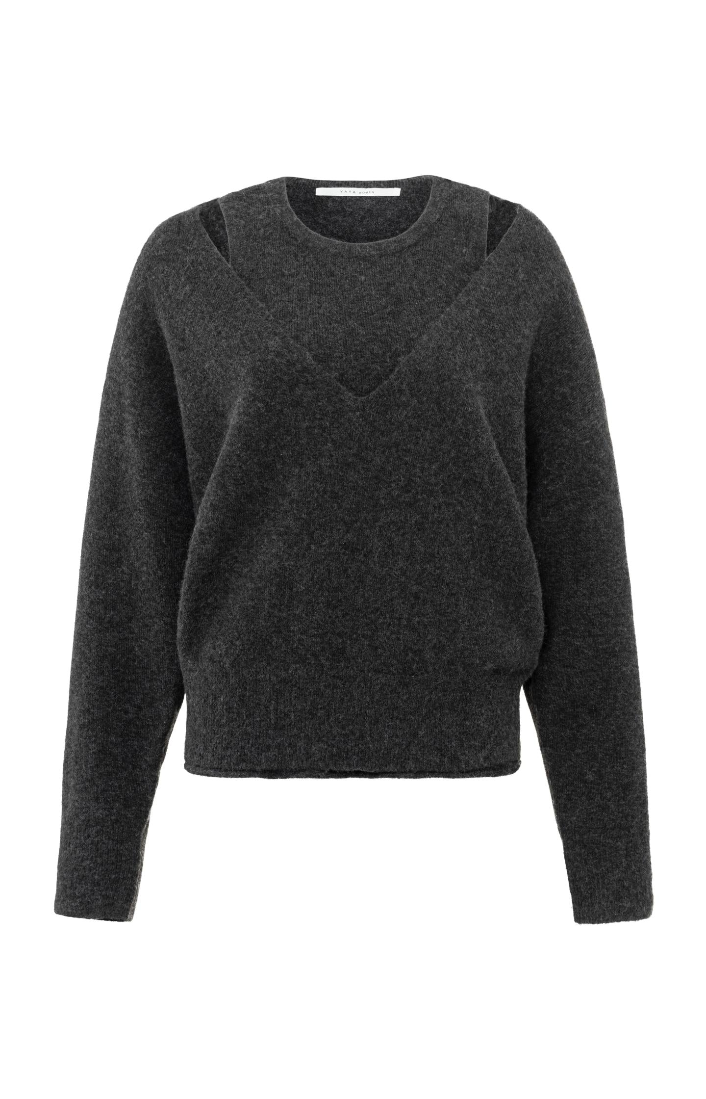 Soft V-neck sweater with matching top in loose fit - Type: product