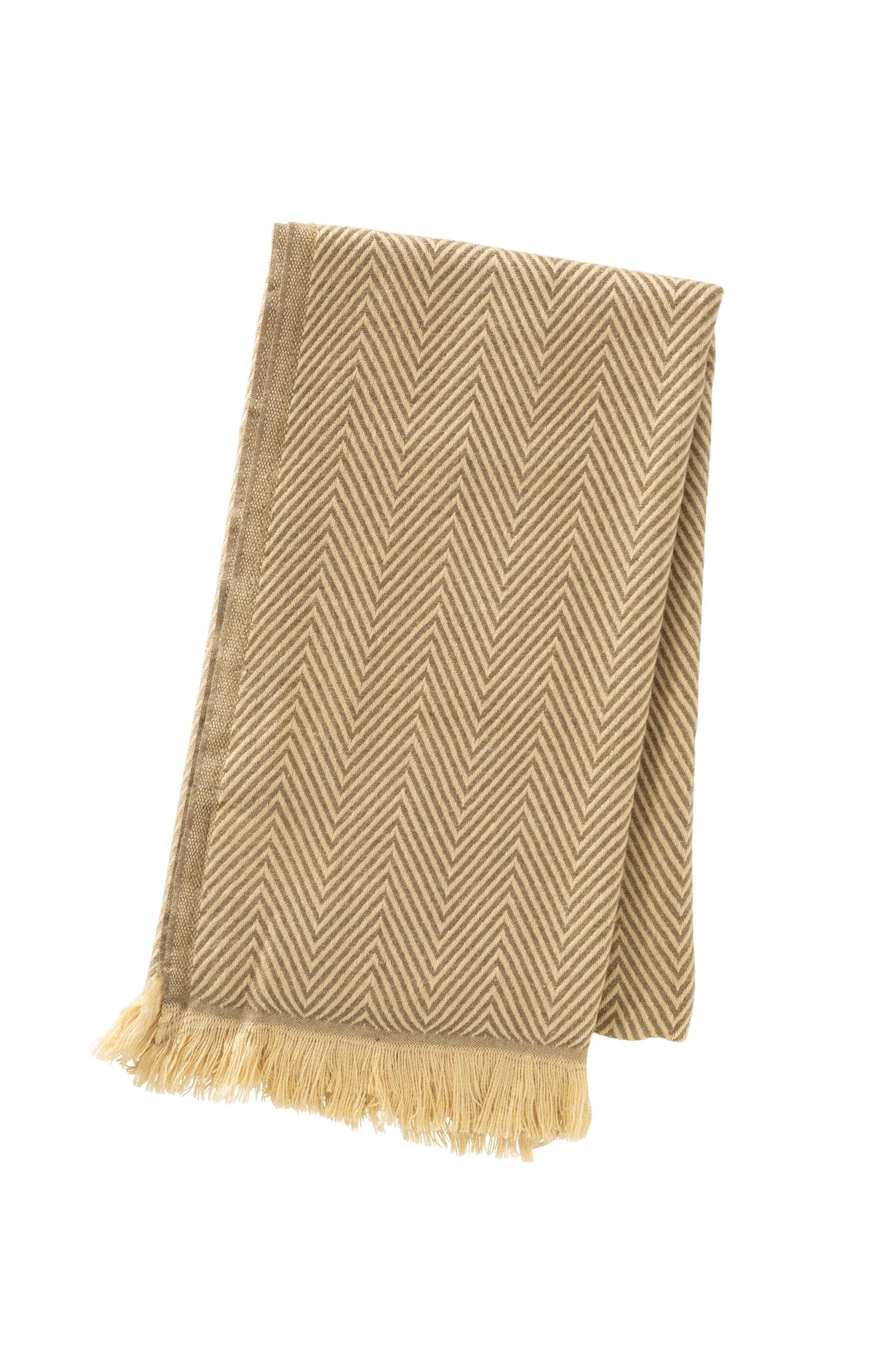 Soft woven scarf with zigzag pattern and fringes