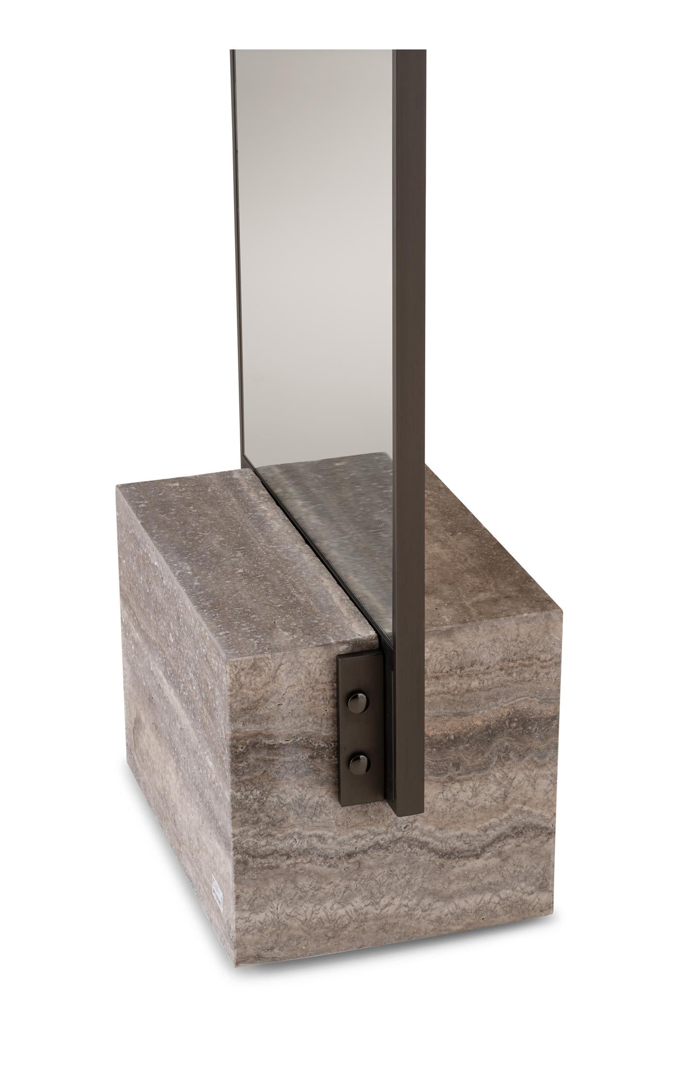STANDING MIRROR TRAVERTINE BASE