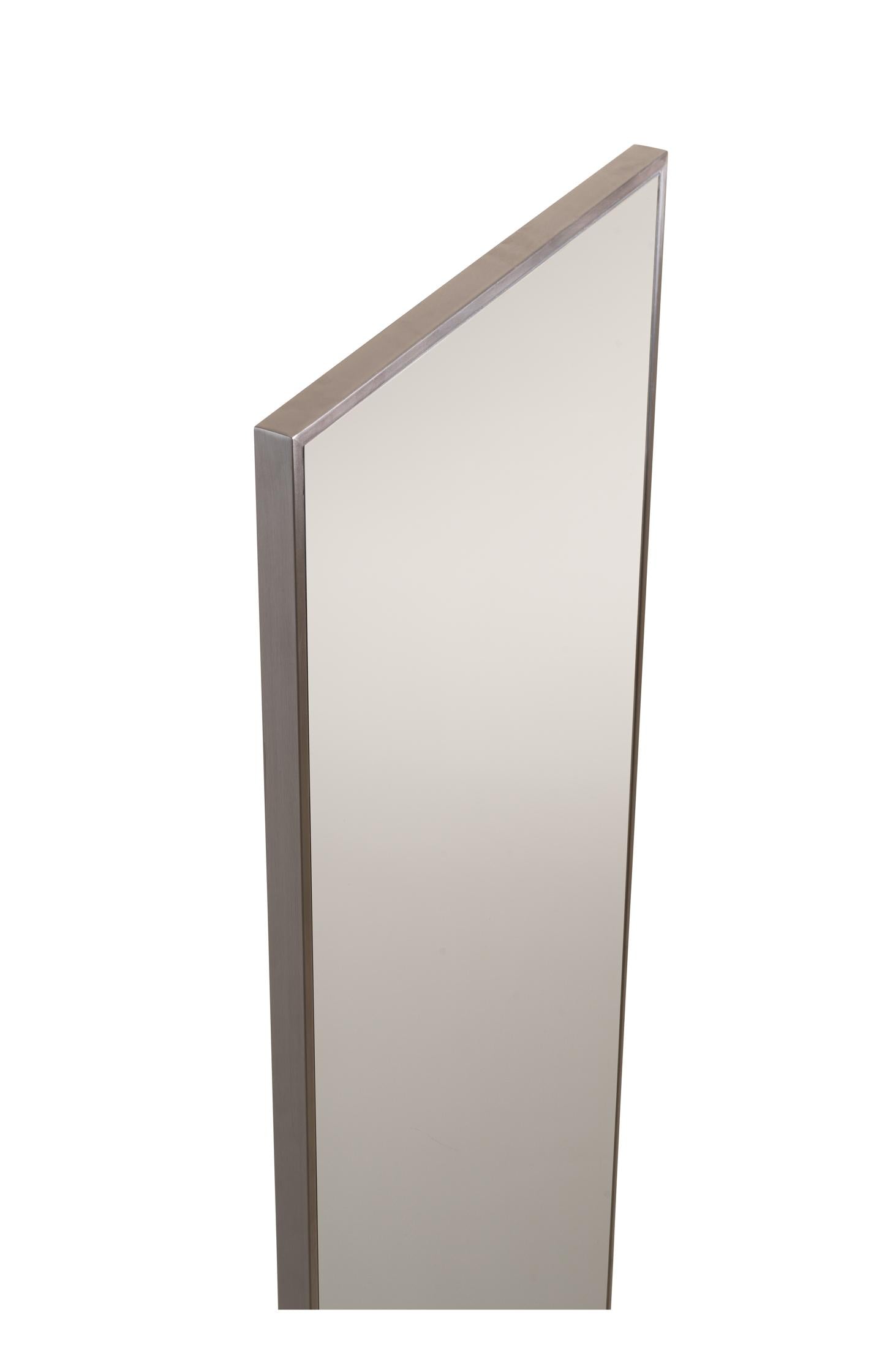STANDING MIRROR TRAVERTINE BASE