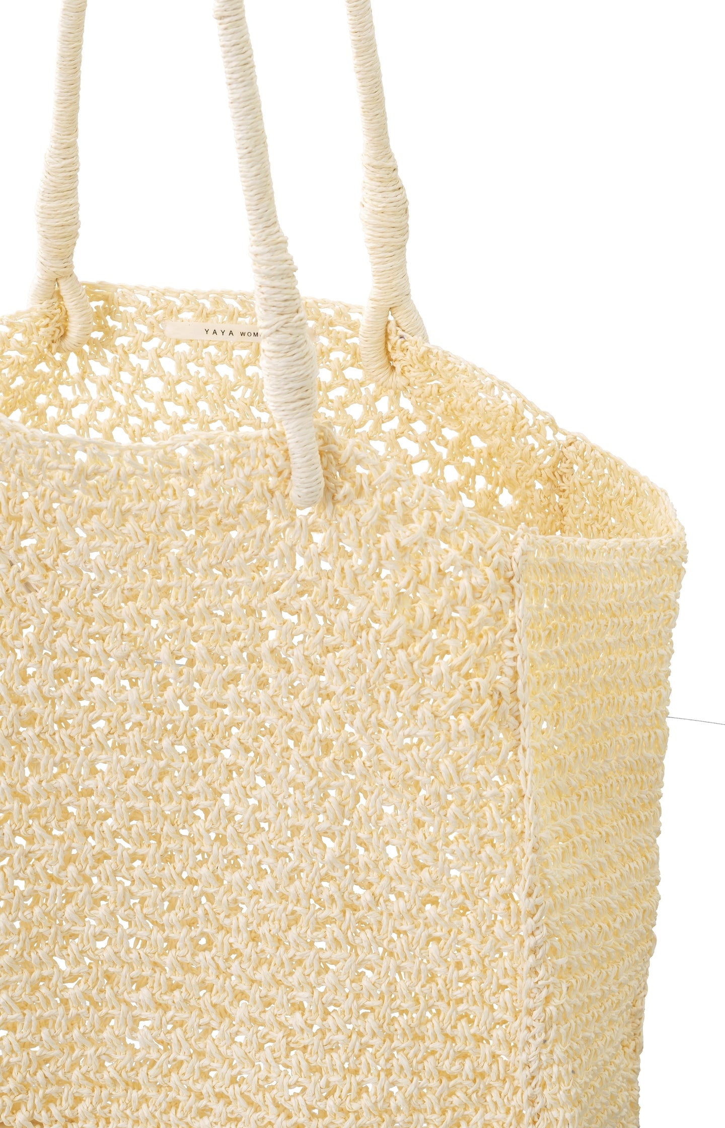 Straw tote bag with handle