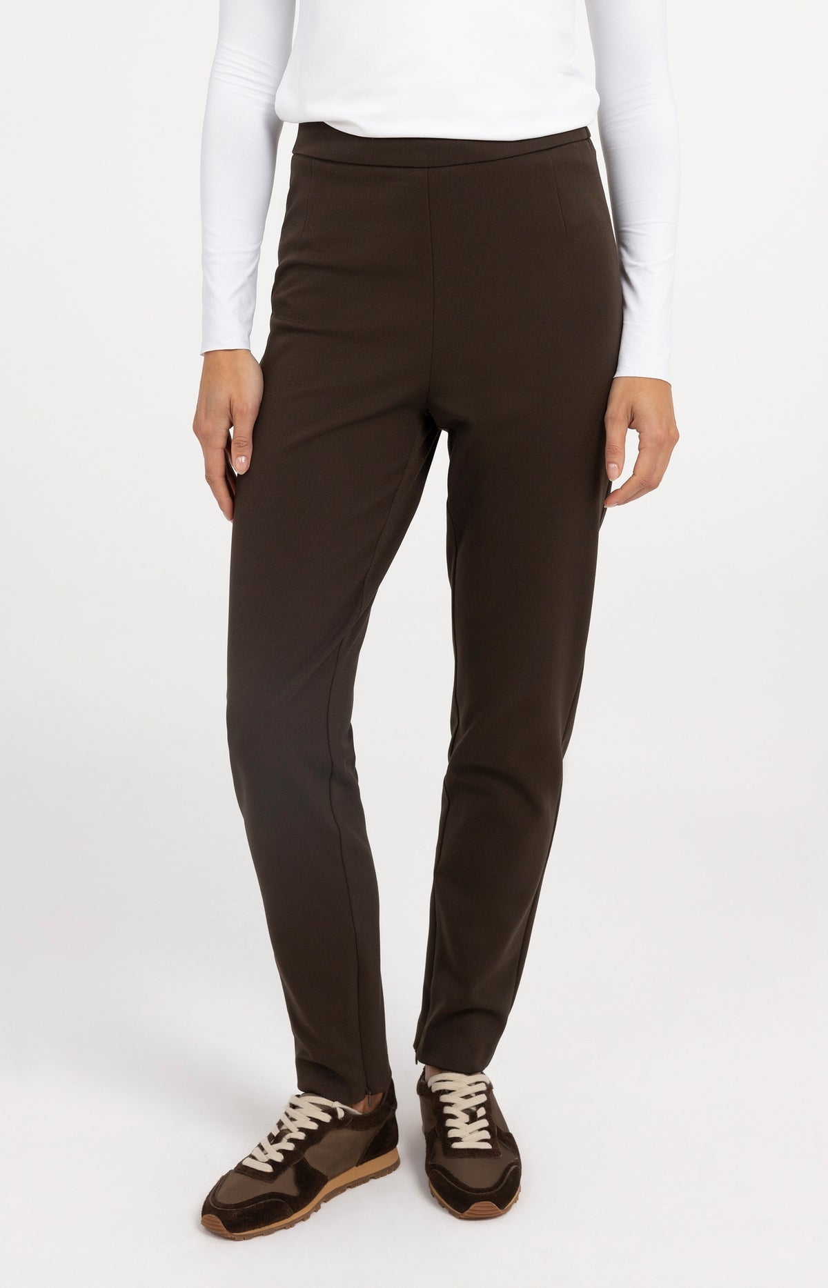 Stretch treggings with zip detail at hems