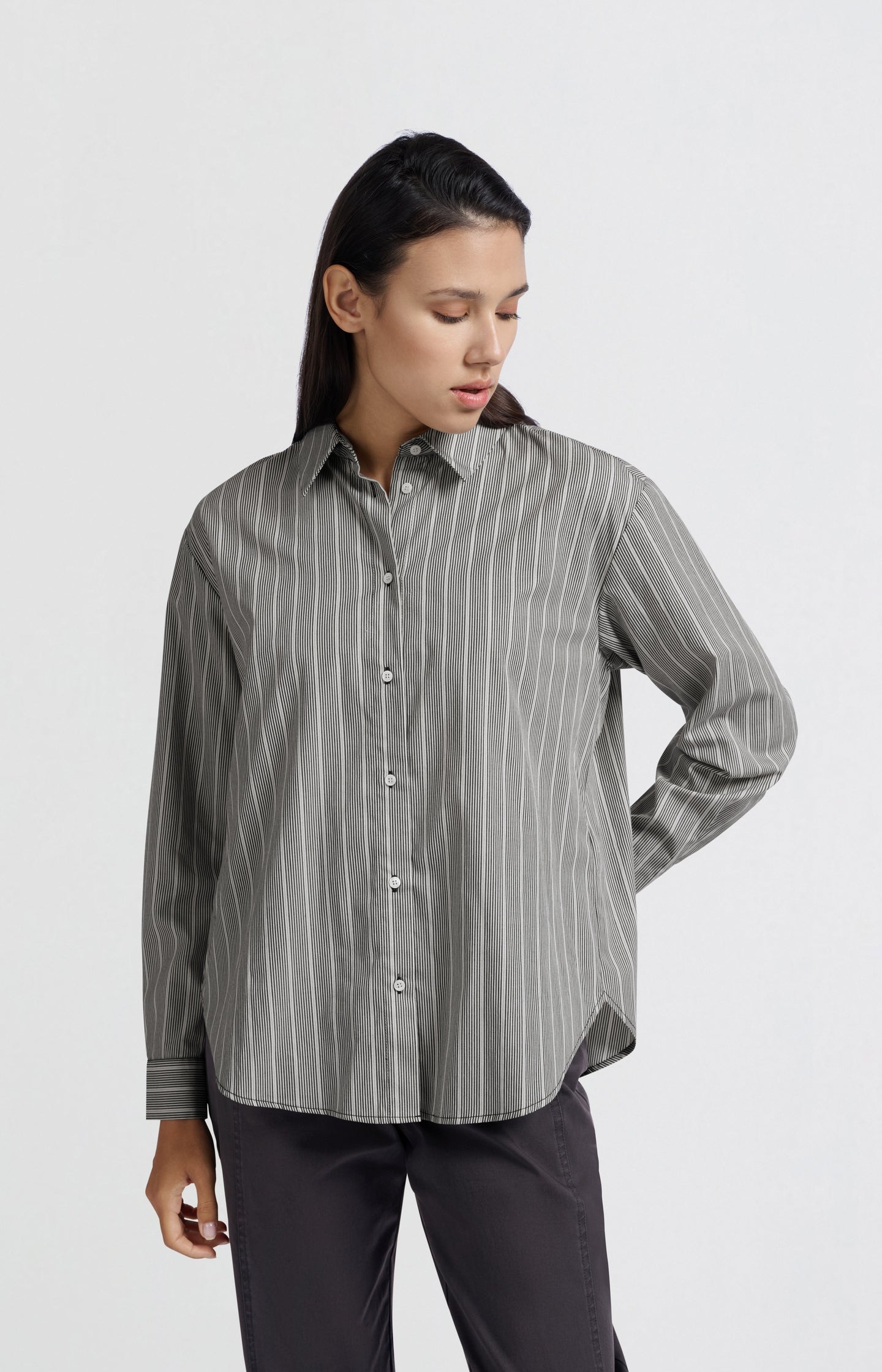 Striped shirt with bow details on the back