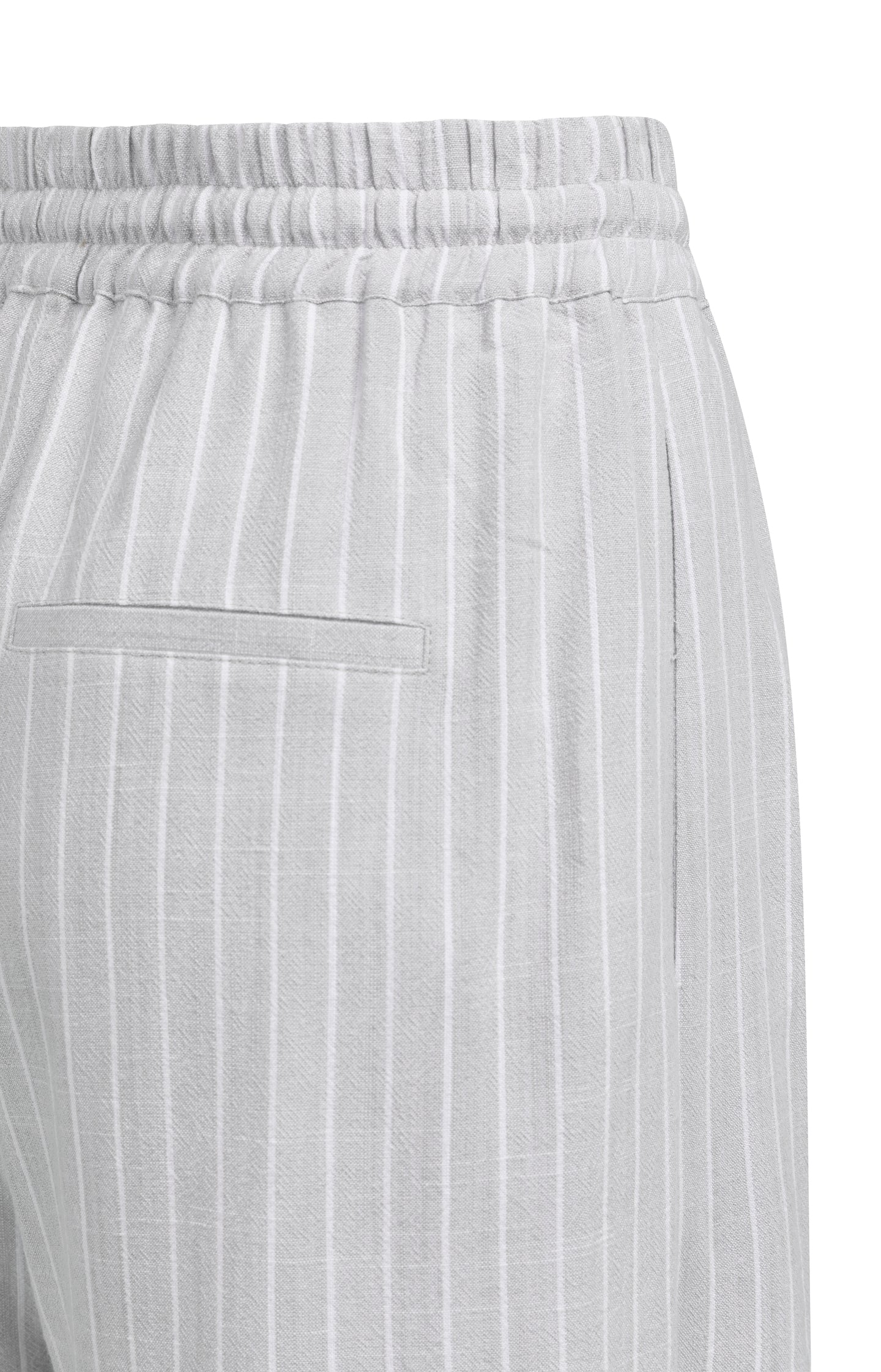 Striped shorts with elastic waistband