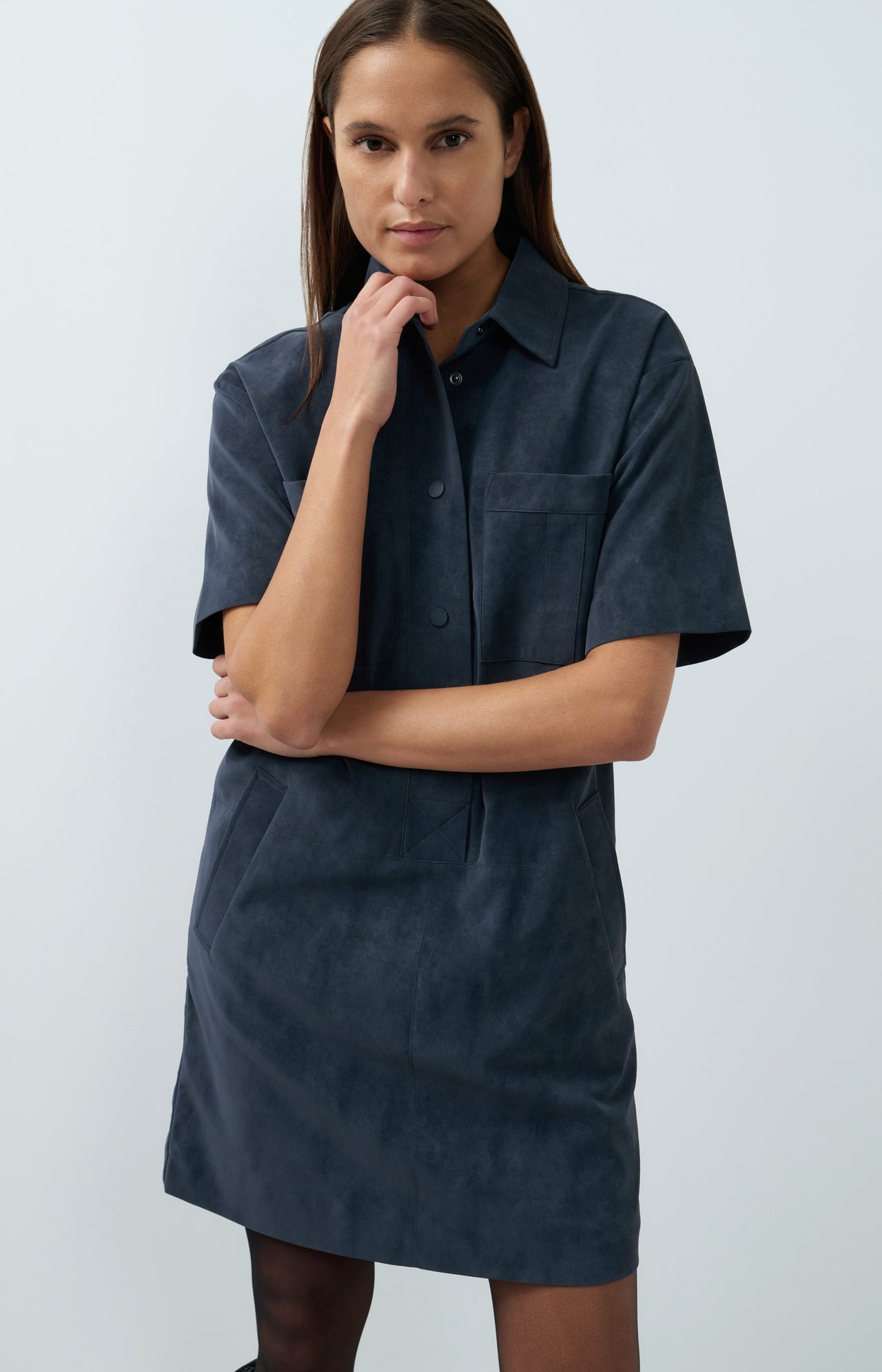 Suedine dress with short sleeves