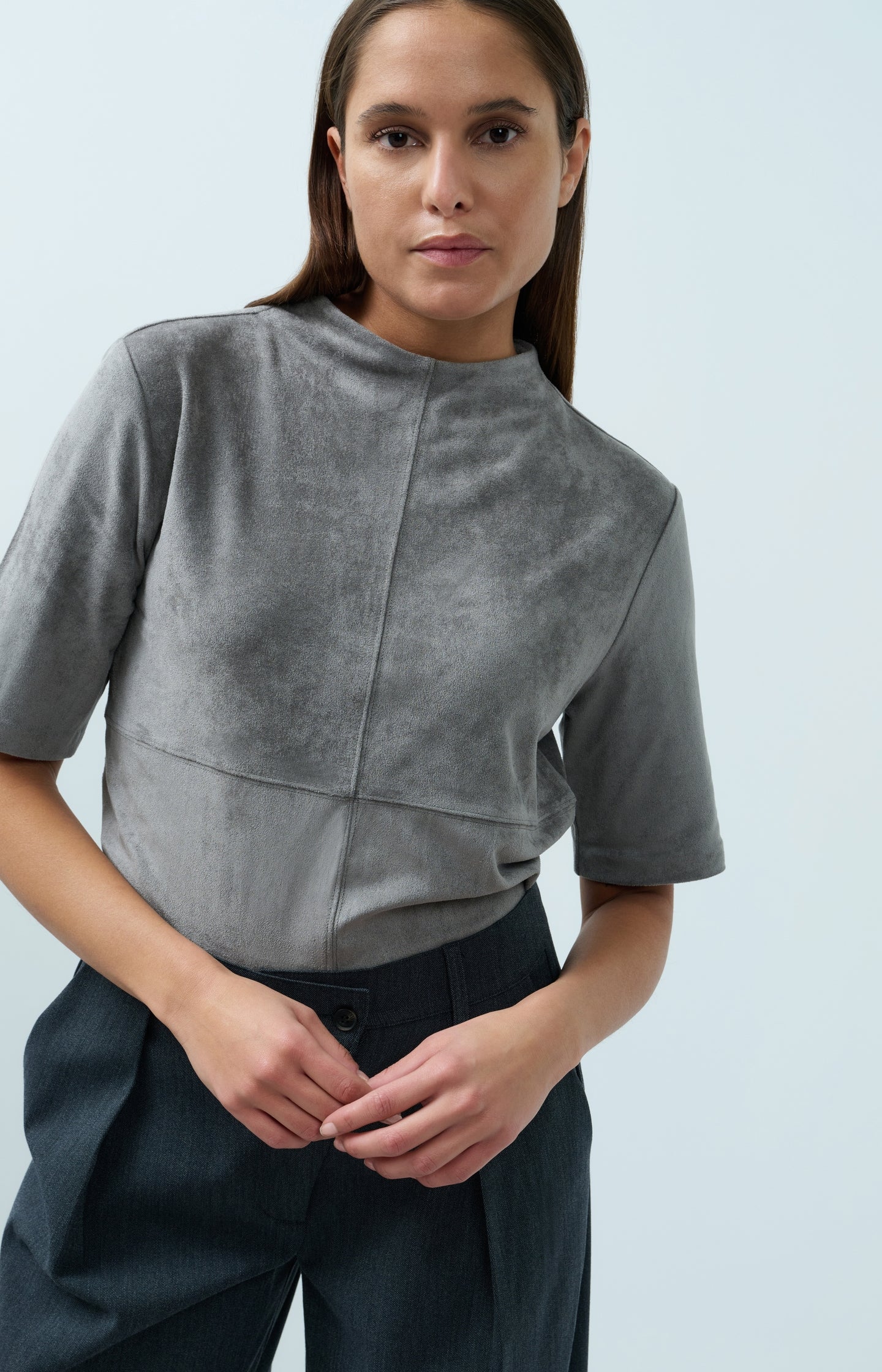 Suedine top with mid-length sleeves