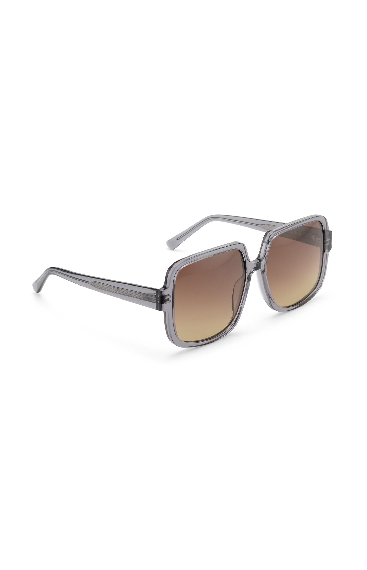 Sunglasses Giulia with square frame - Type: product