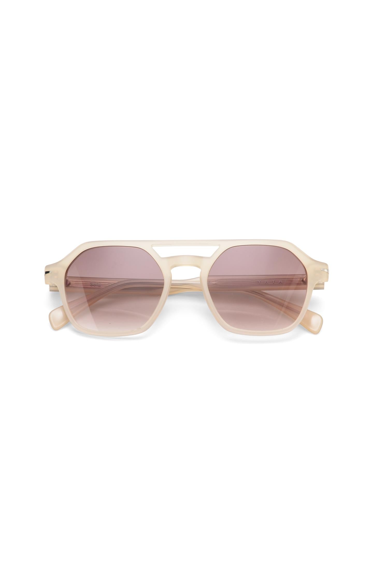 Sunglasses Sofia in aviator style - Type: product