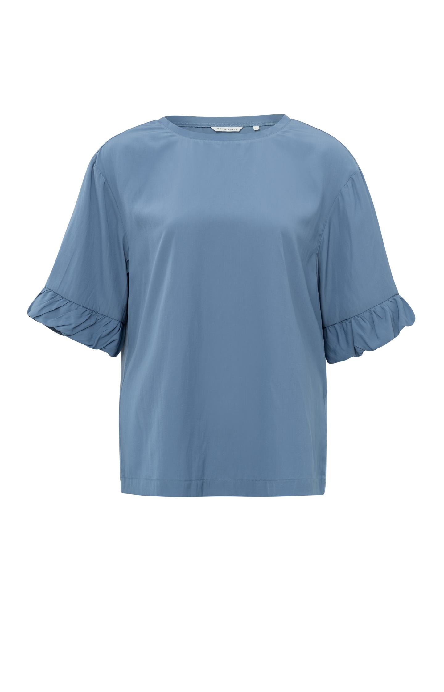 Supple top with round neck and half long sleeves with ruffle - Type: product