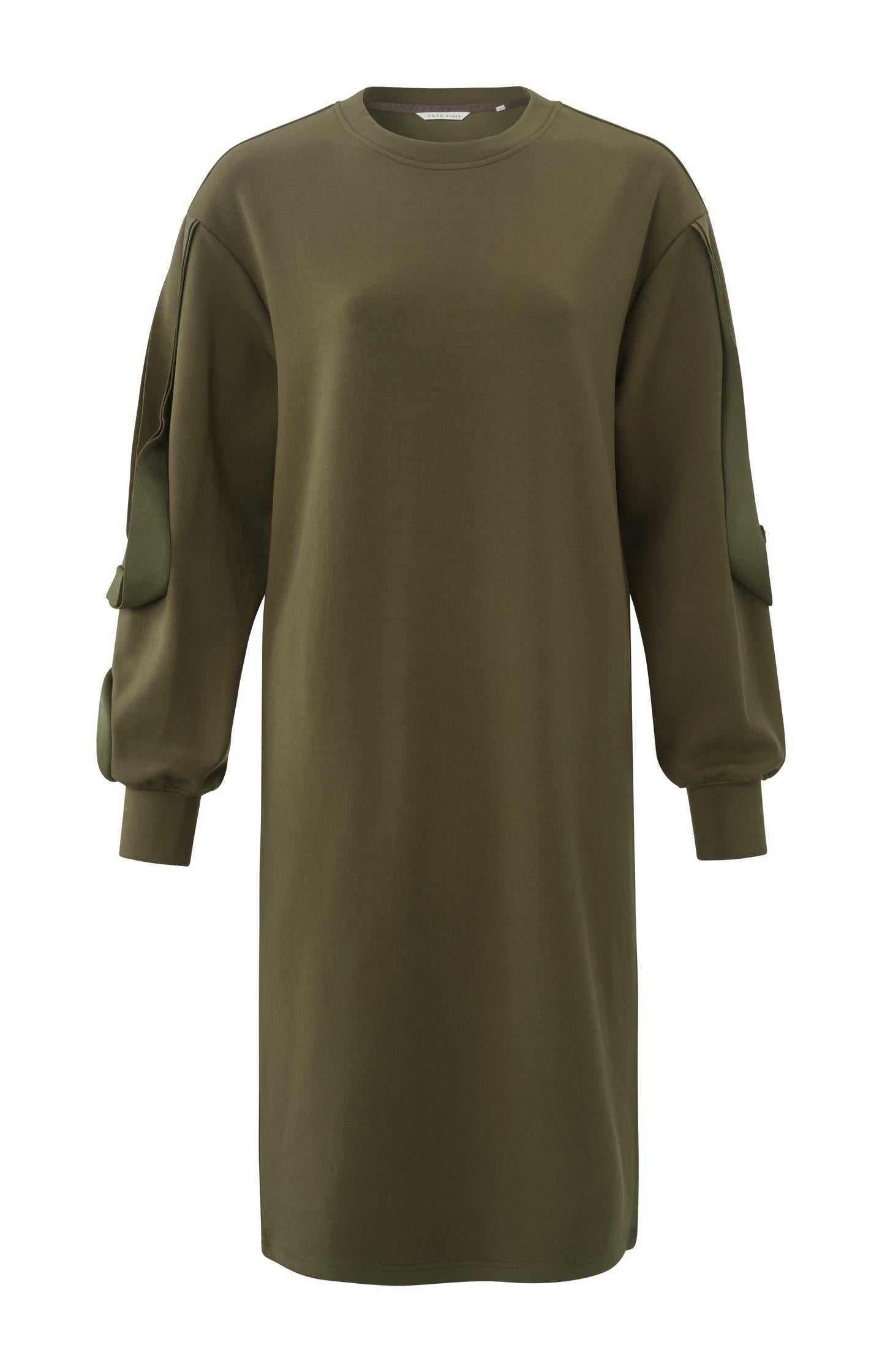 Sweat dress with a round neck and long detailed sleeves - Type: product