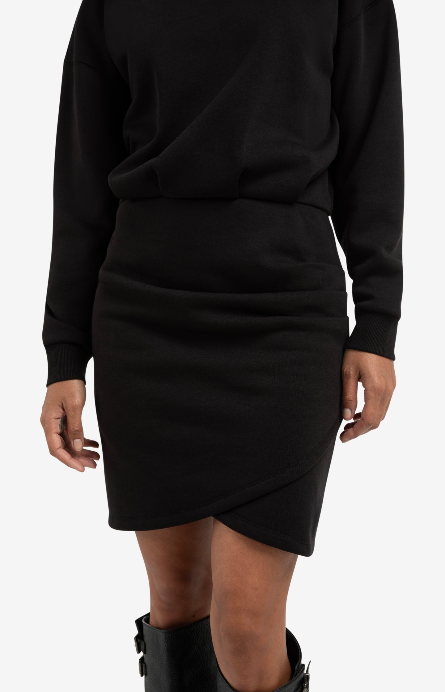 Sweat dress with pleat, buckle and round neck