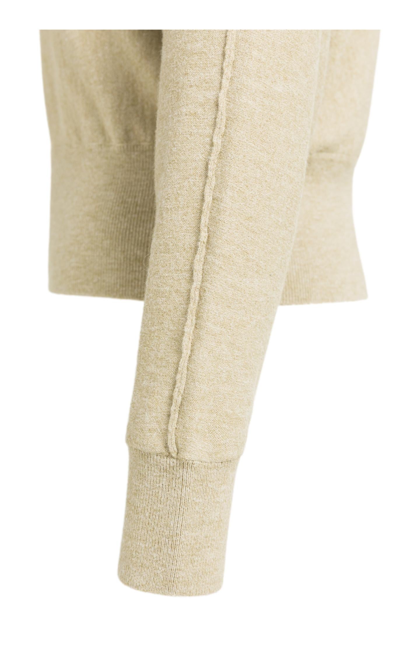 Sweater with boat neckline and long sleeves