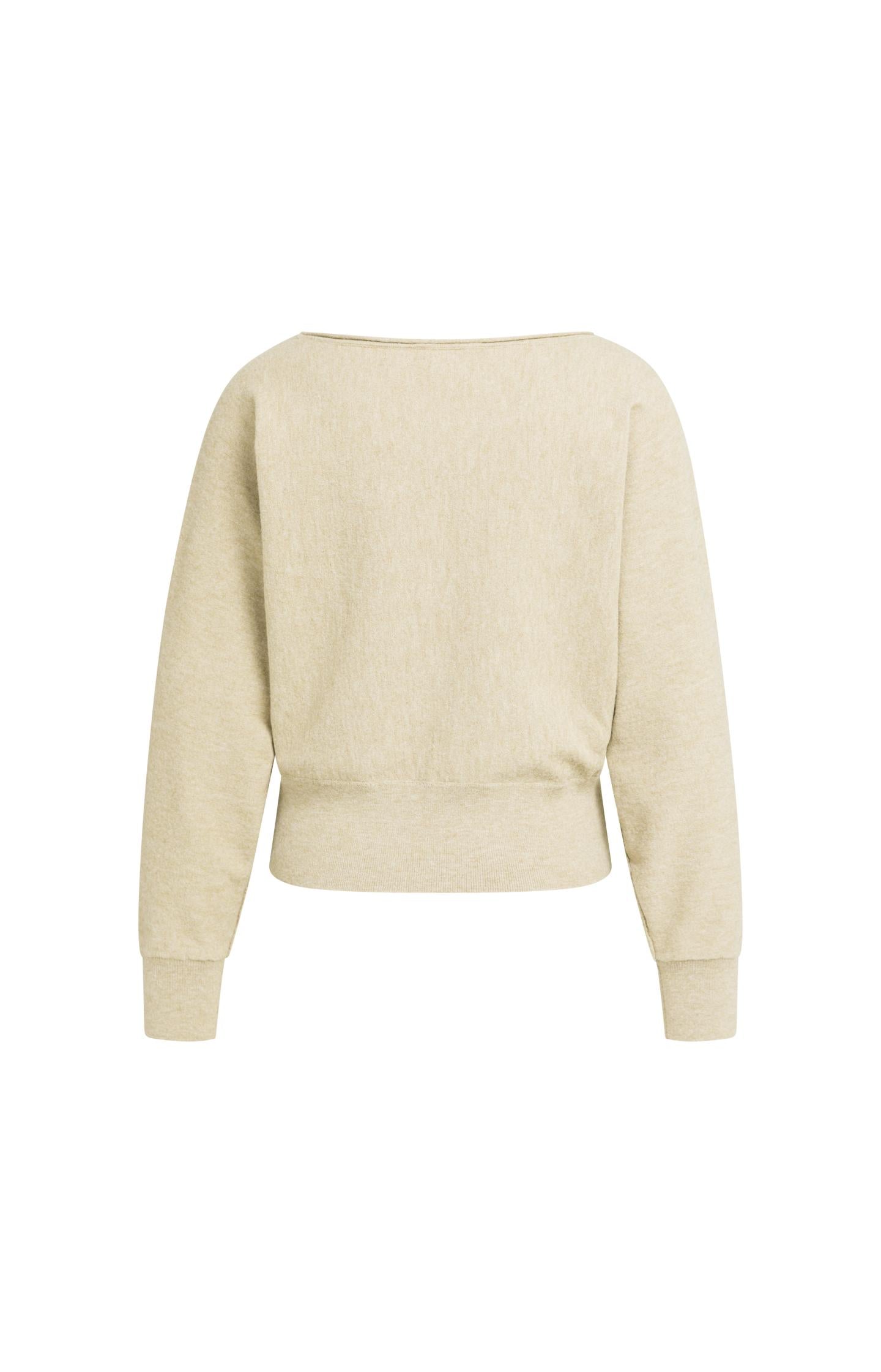 Sweater with boat neckline and long sleeves