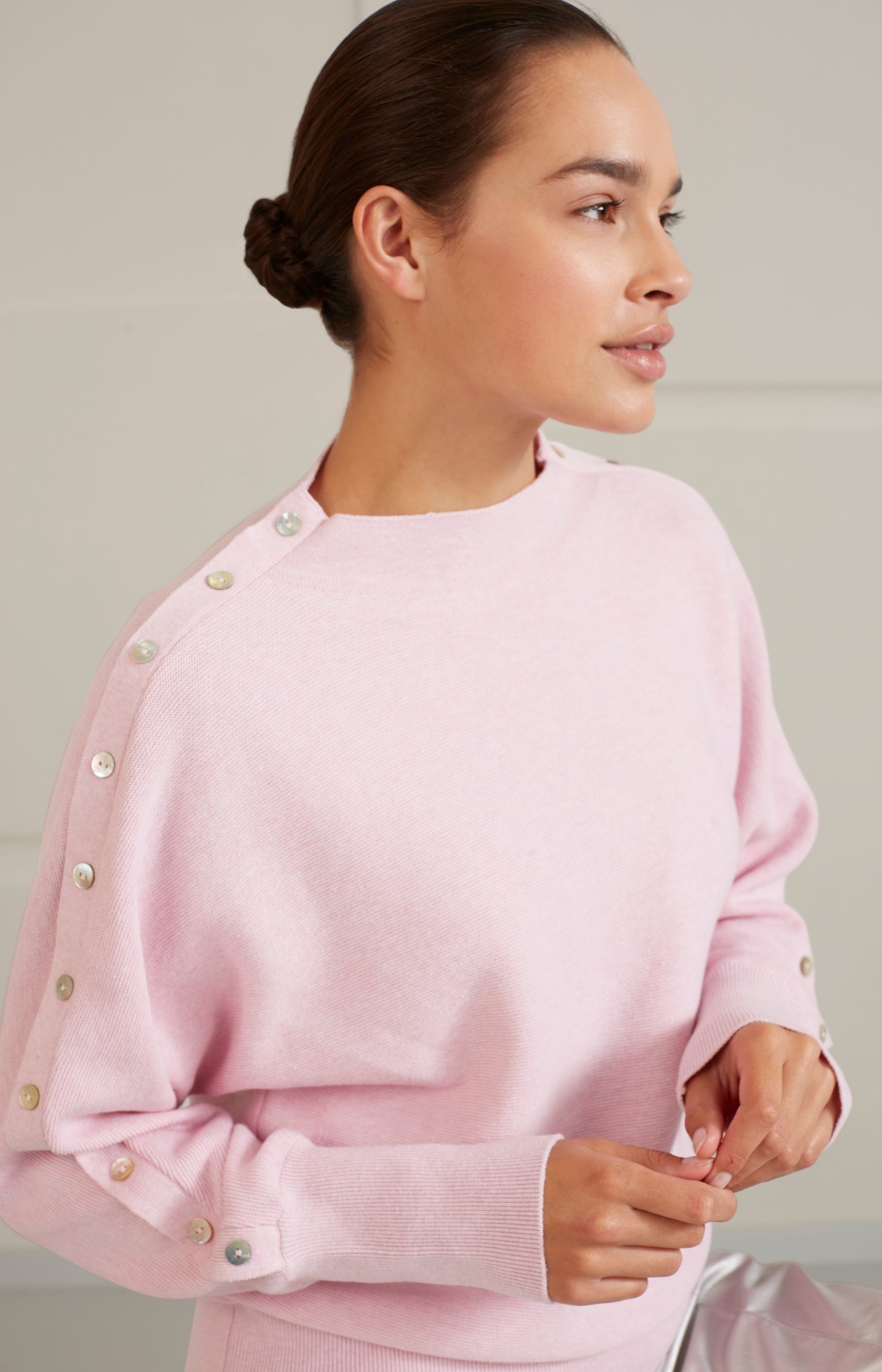 Sweater with boatneck, long sleeves and button details - Type: lookbook