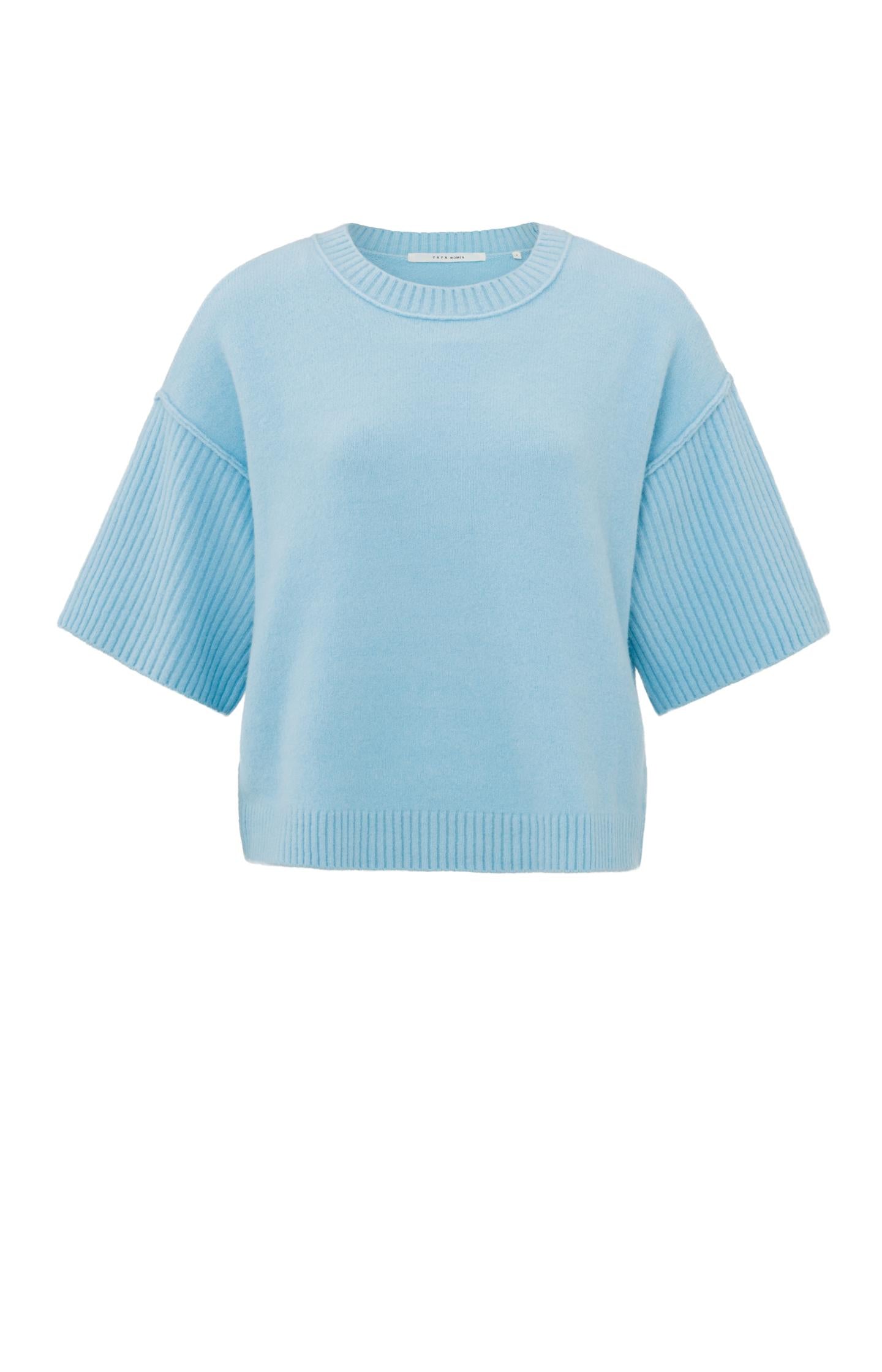 Sweater with boatneck, wide half long sleeves in boxy fit - Type: product