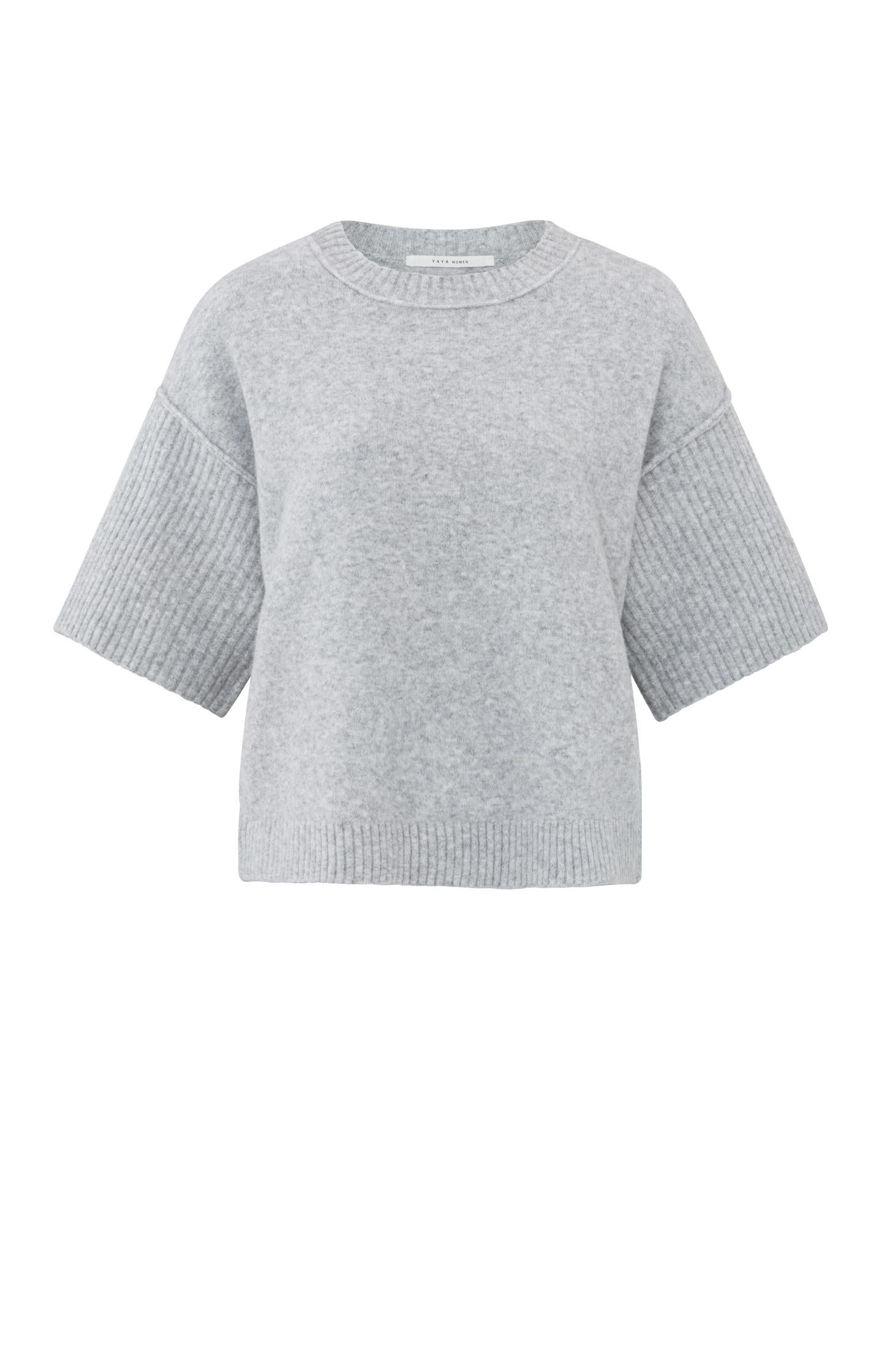 Sweater with boatneck, wide half long sleeves in boxy fit - Type: product