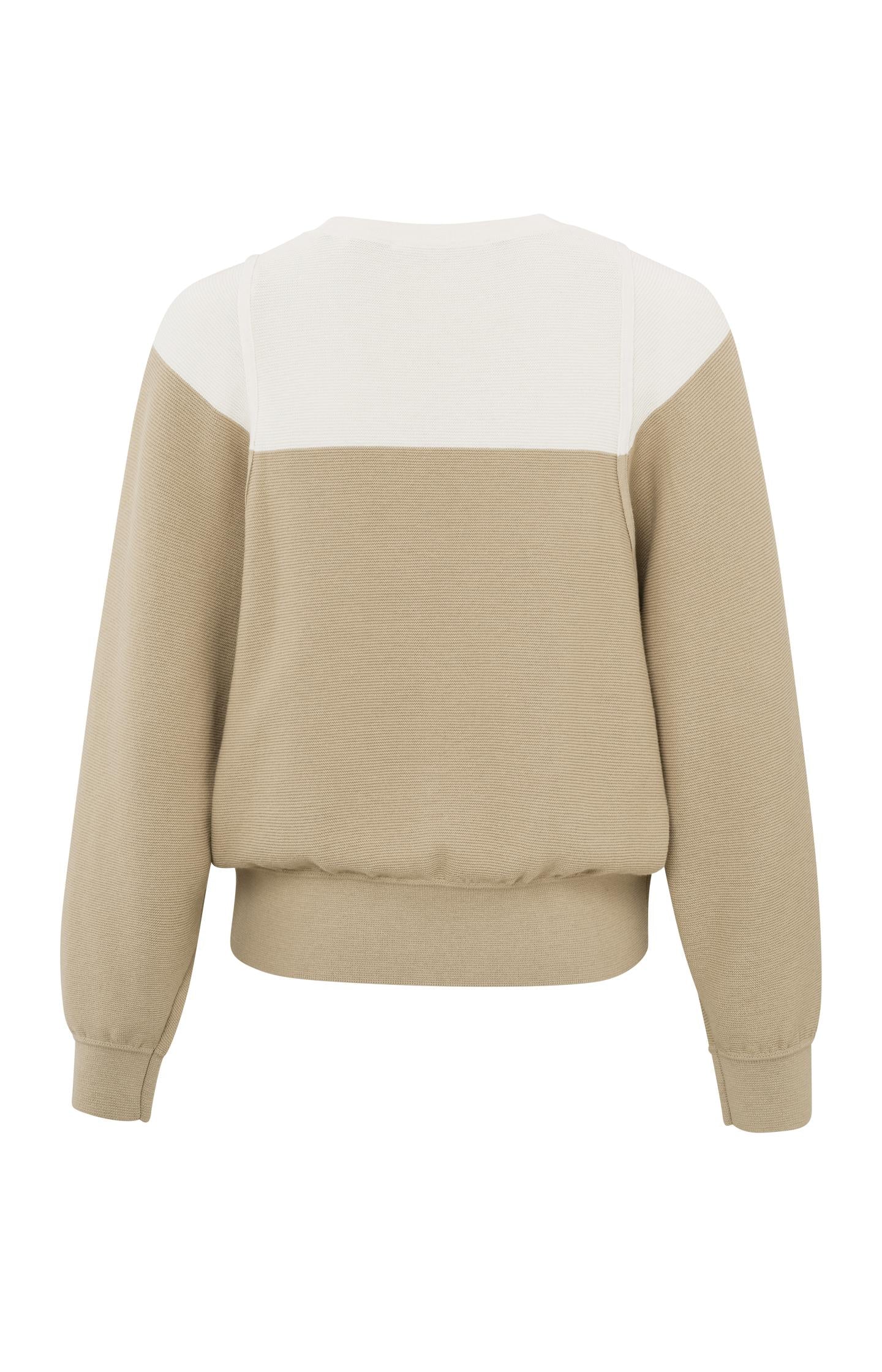 Sweater with crewneck, long sleeves and stich details