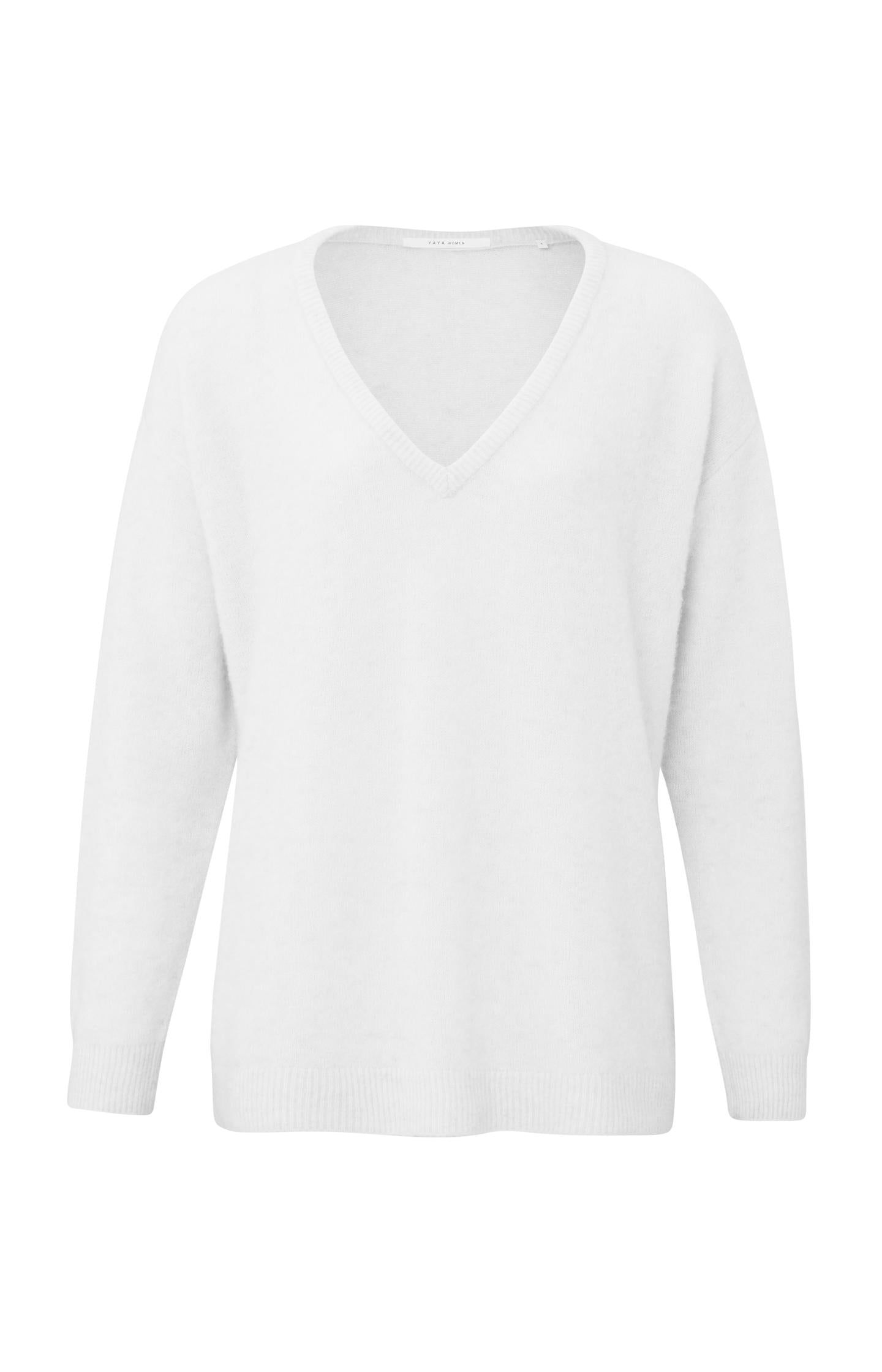 Sweater with deep V-neck and long sleeves in Alpaca - Type: product