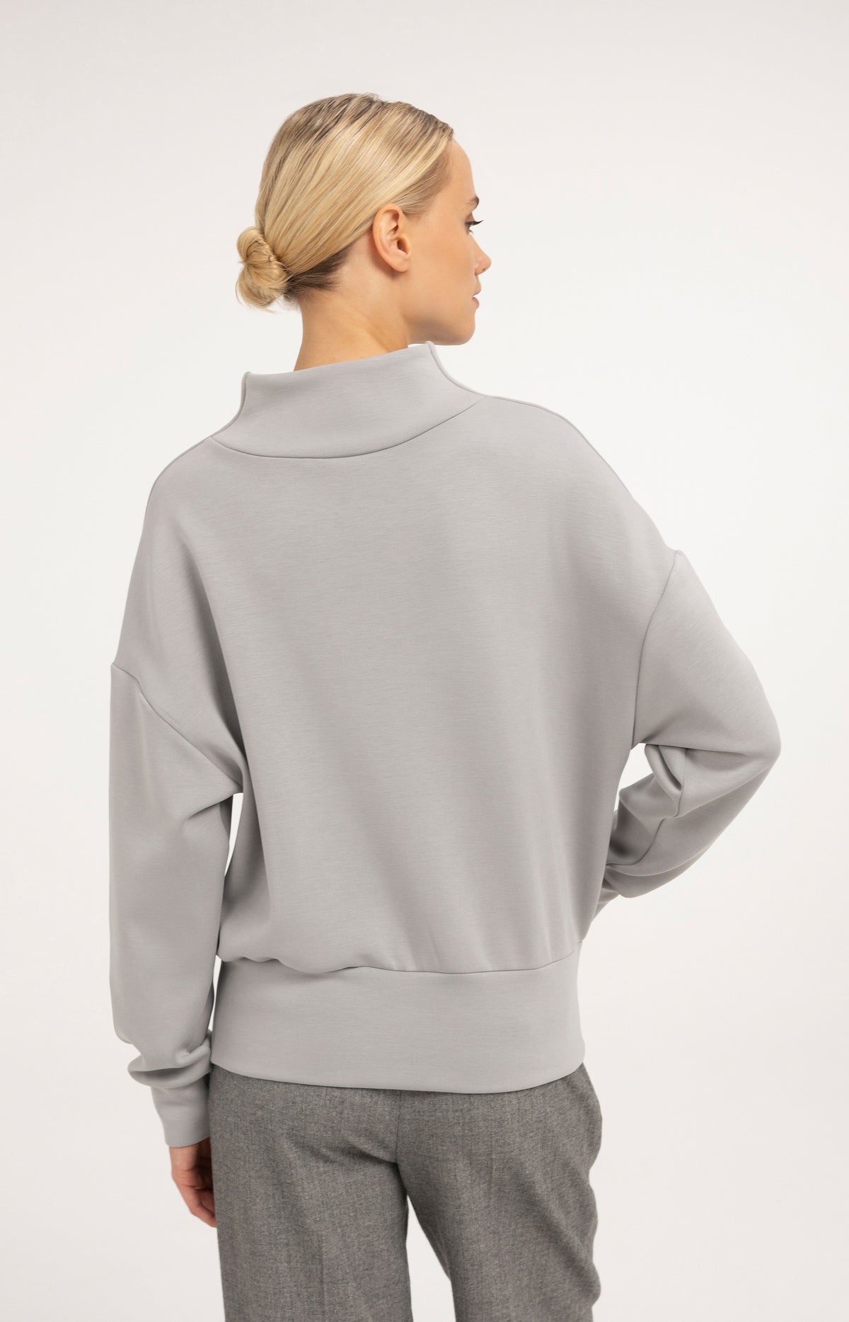Sweater with draped high neck - Illusions Gray