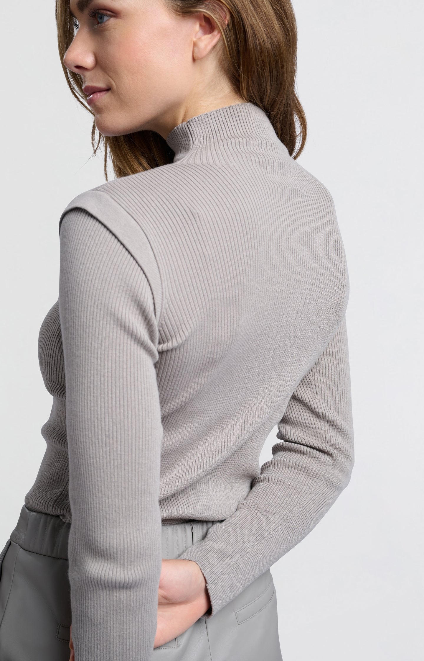 Sweater with high neck and long sleeves in ribbed fabric