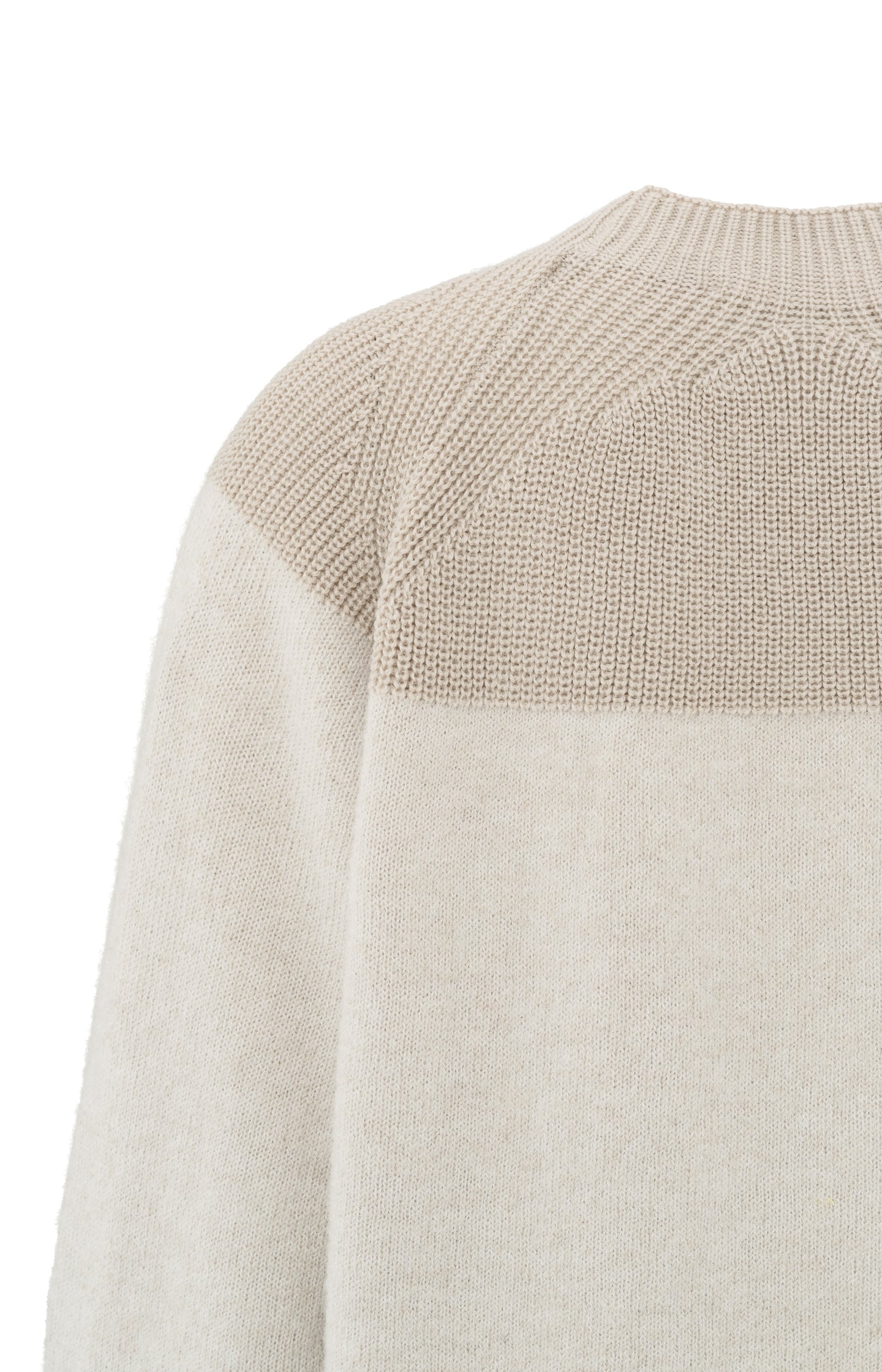 Sweater with mixed textures and round neck