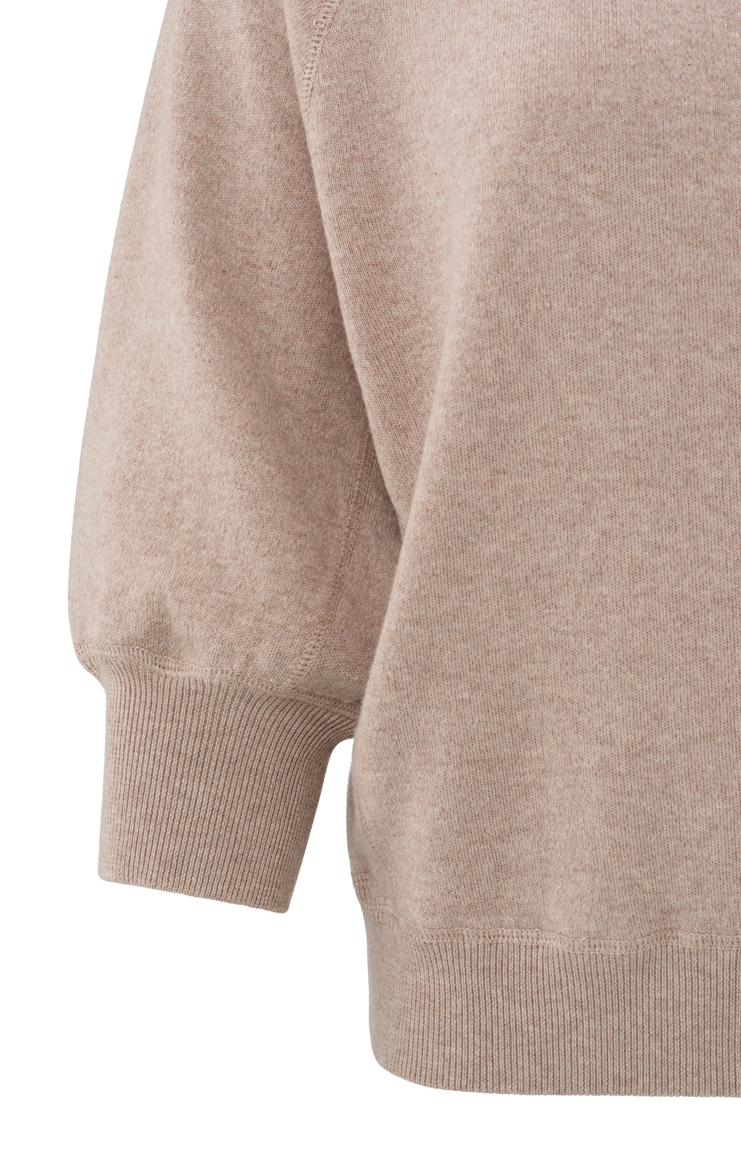 Sweater with raglan sleeves and round neck