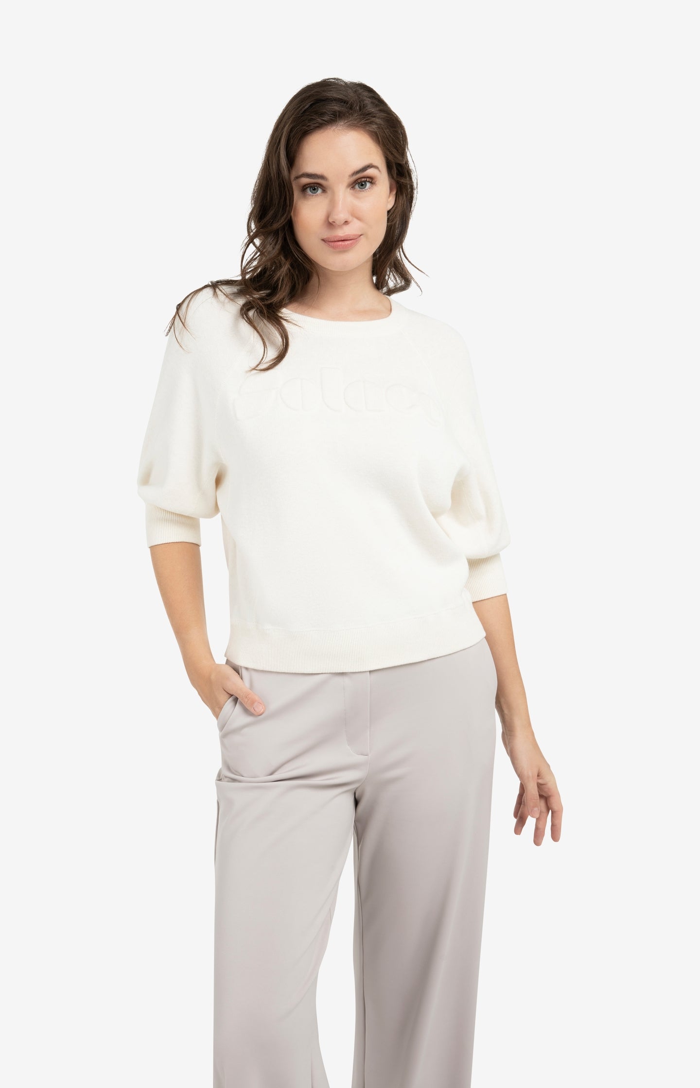 Sweater with raglan sleeves and tonal artwork - Type: lookbook