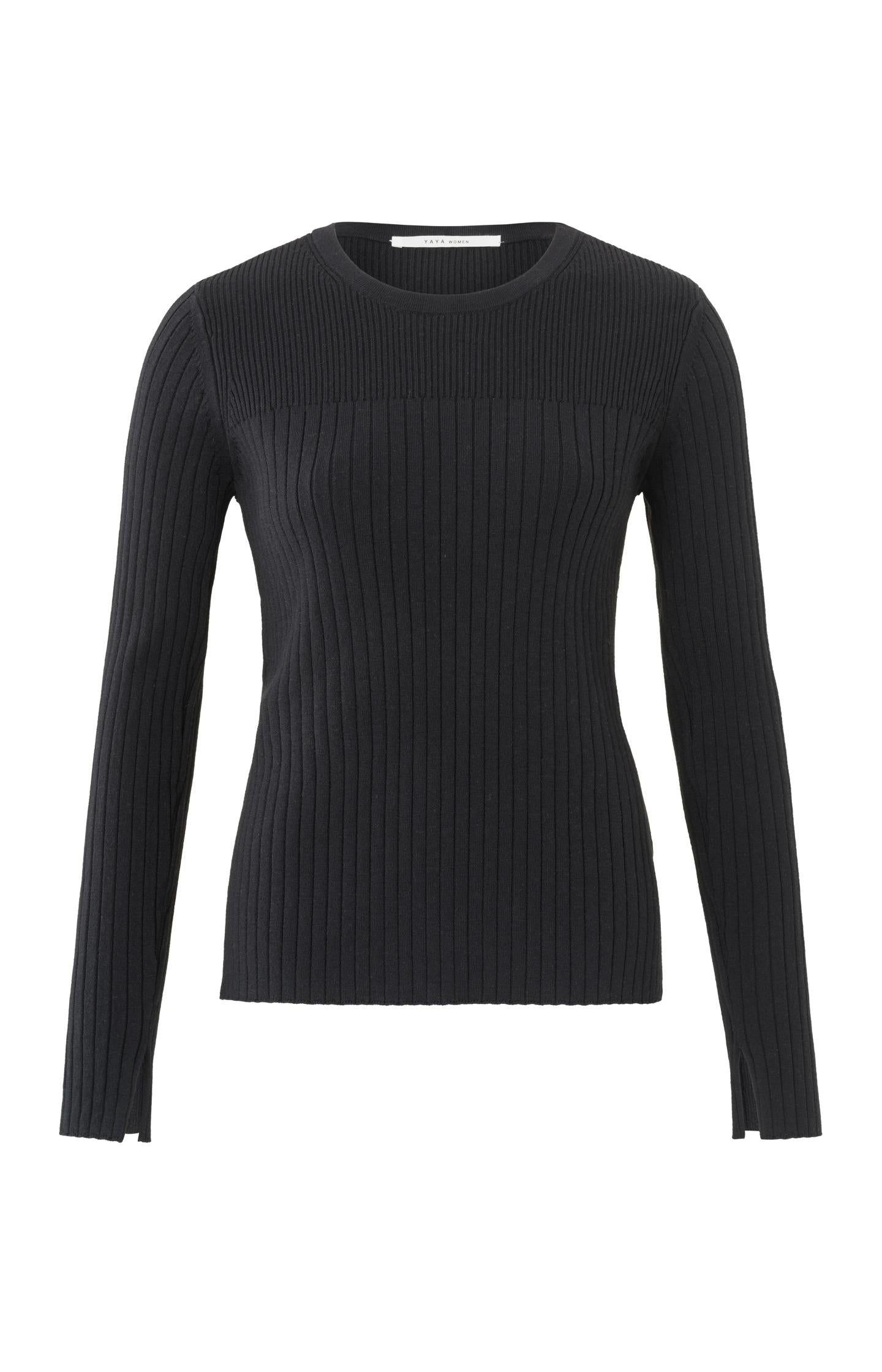 Sweater with removable collar, long sleeves and rib details