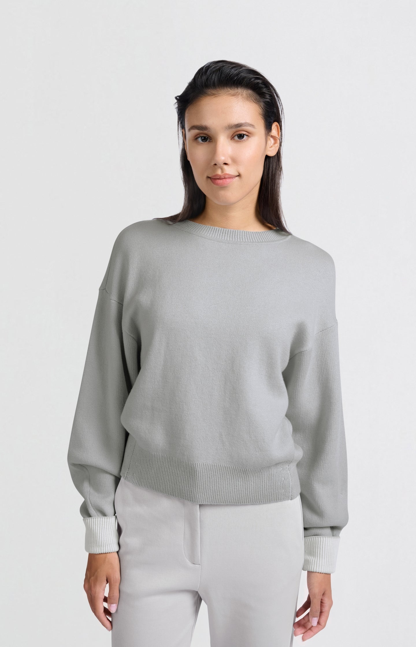 Sweater with round neck and contrasting trim details