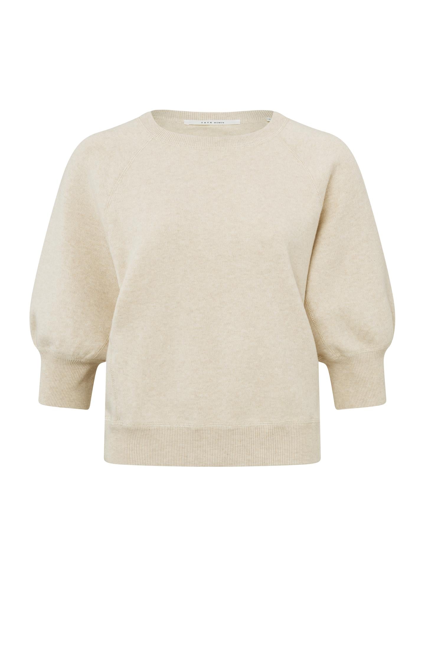 Sweater with round neck and half long raglan sleeves - Type: product