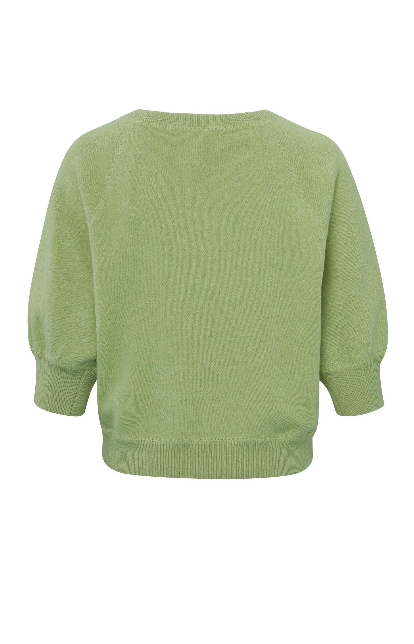 Sweater with round neck and half long raglan sleeves