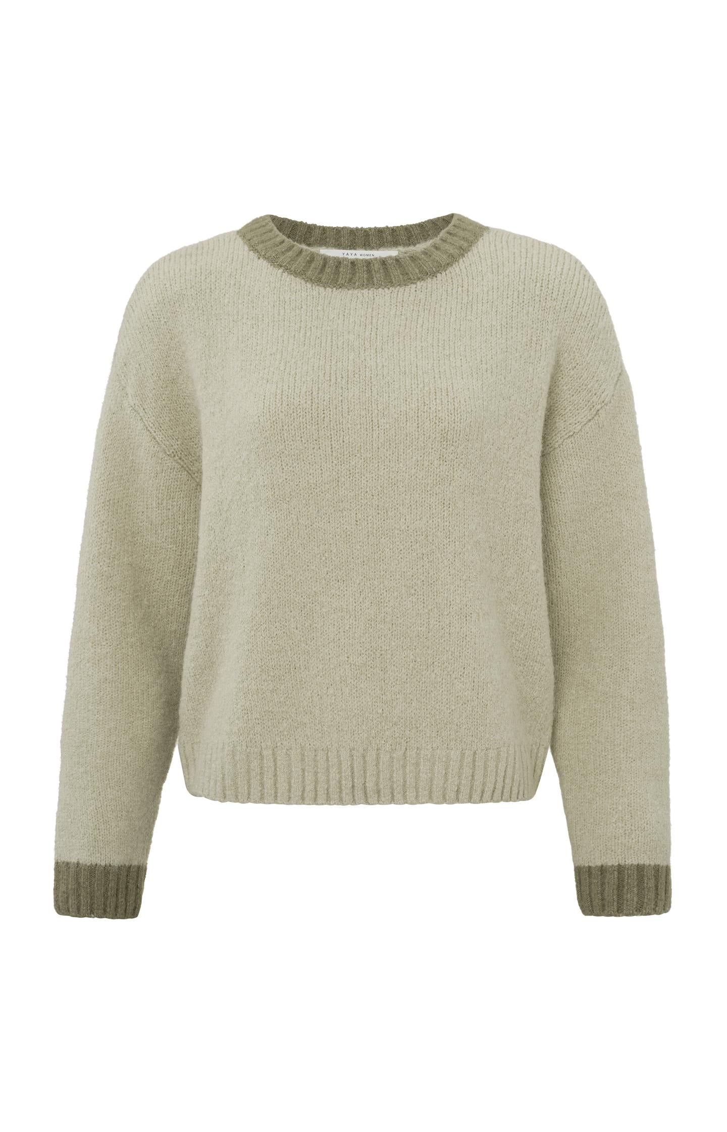 Sweater with round neck, long sleeves and dropped shoulders - Type: product