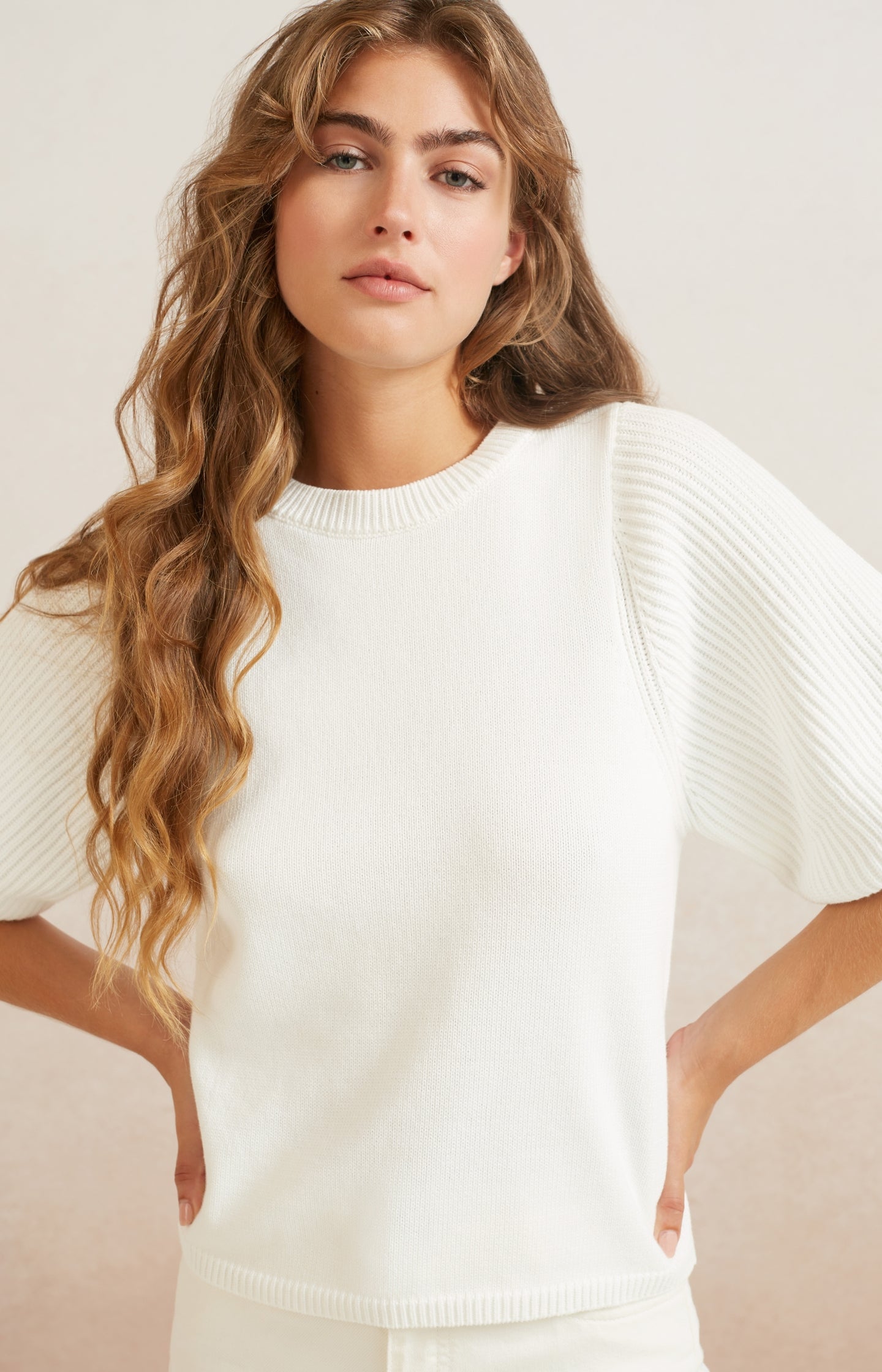 Sweater with round neck, short puff sleeves and rib details - Type: lookbook