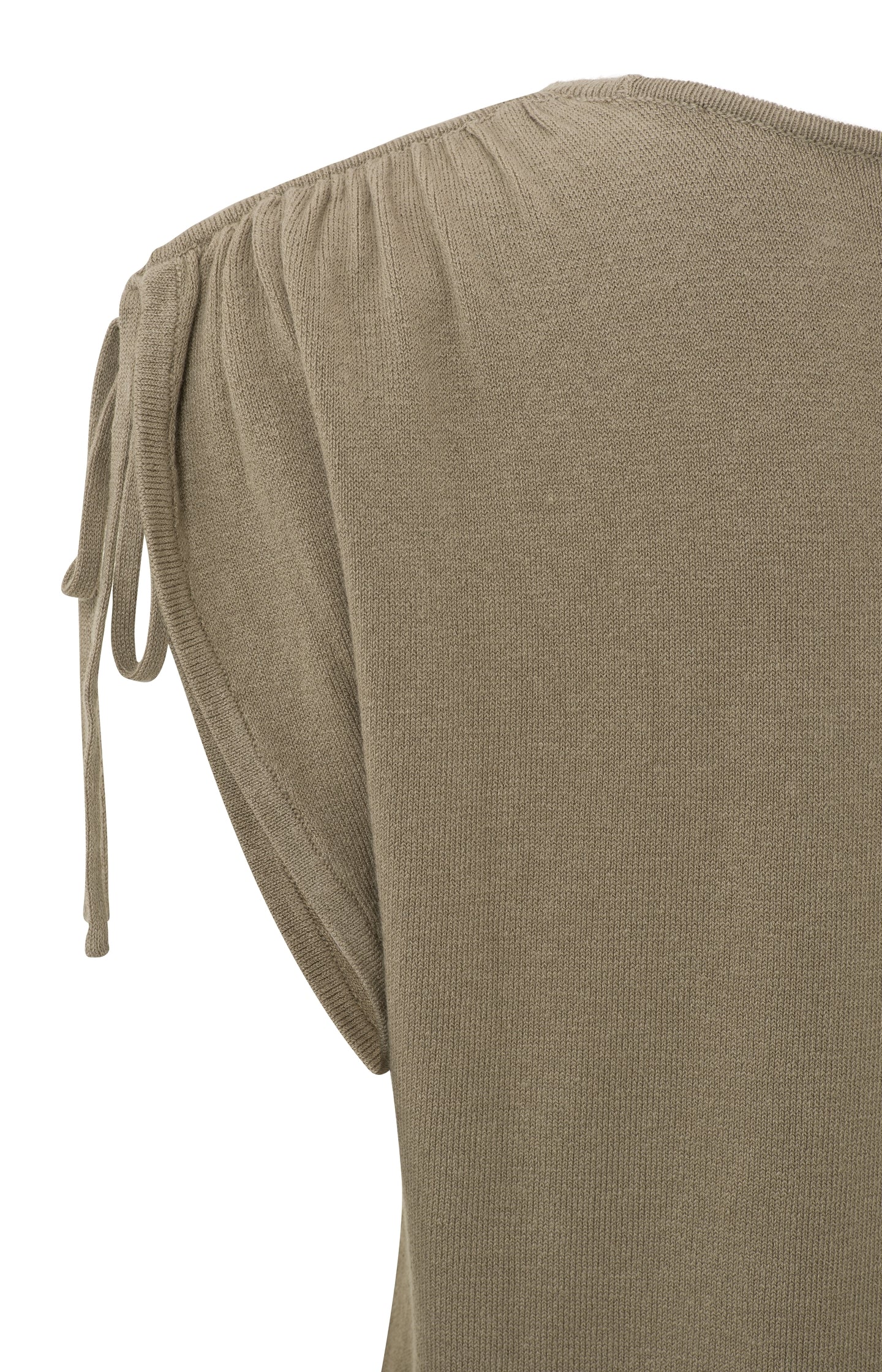 Sweater with round neck, short sleeves and shoulder details