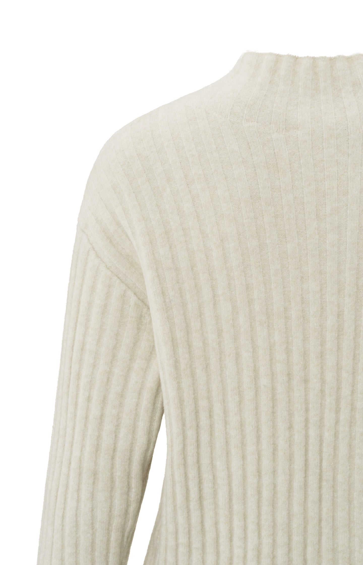 Sweater with turtleneck, long sleeves and ribbed details