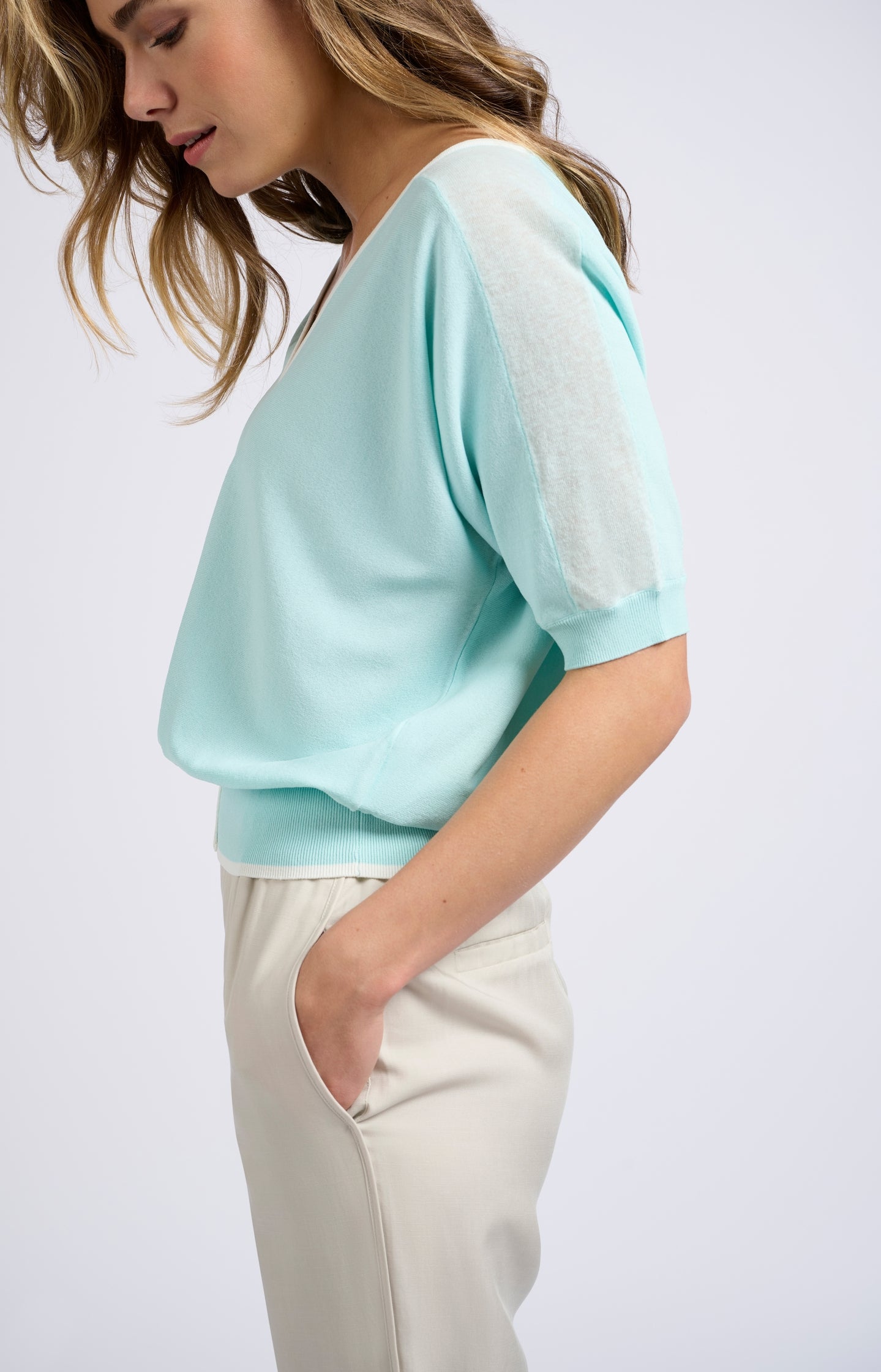 Sweater with V-neck, half long sleeves and see trough detail - Iced Aqua Blue