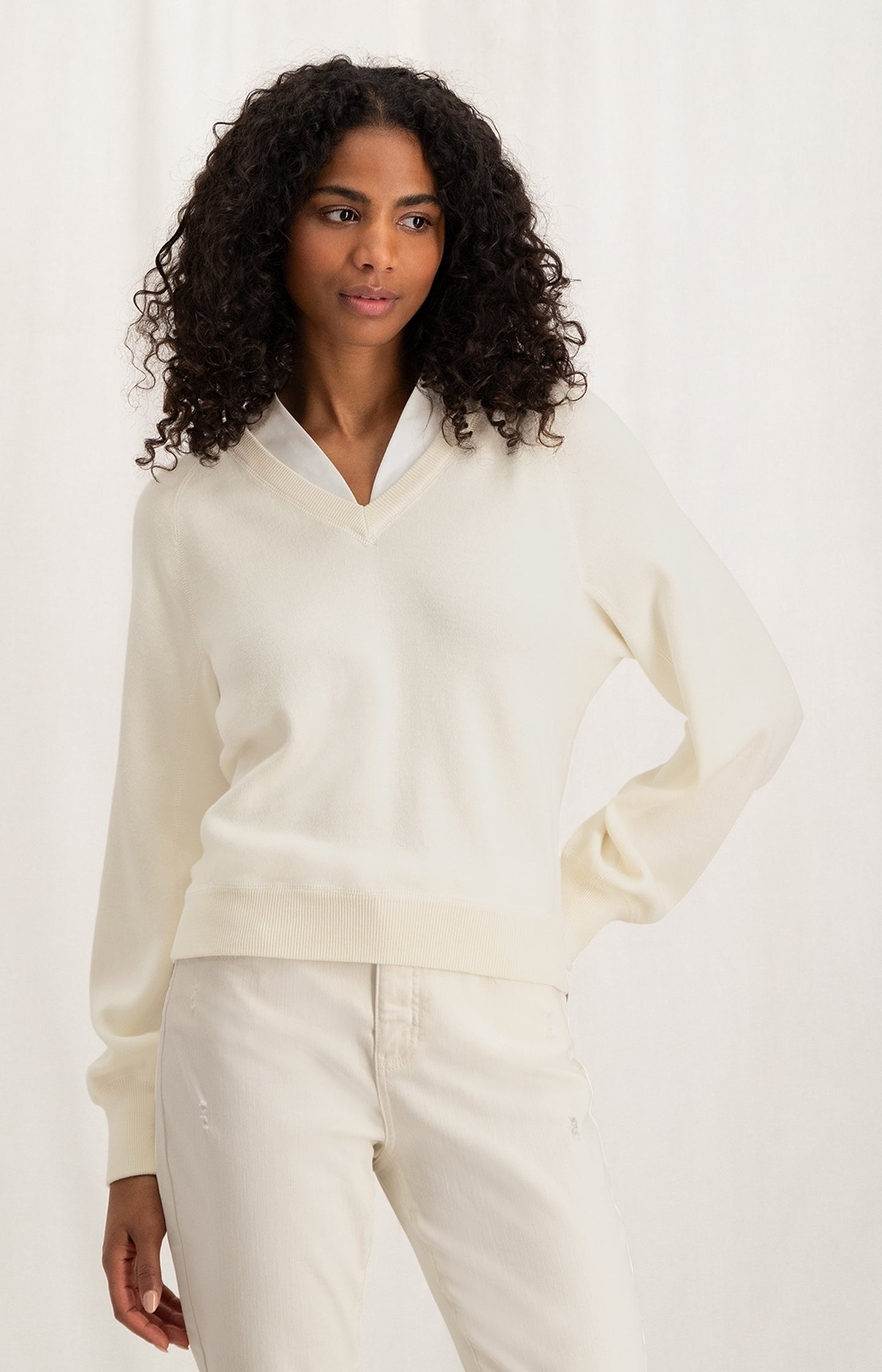 Sweater with V-neck, long balloon sleeves and woven details