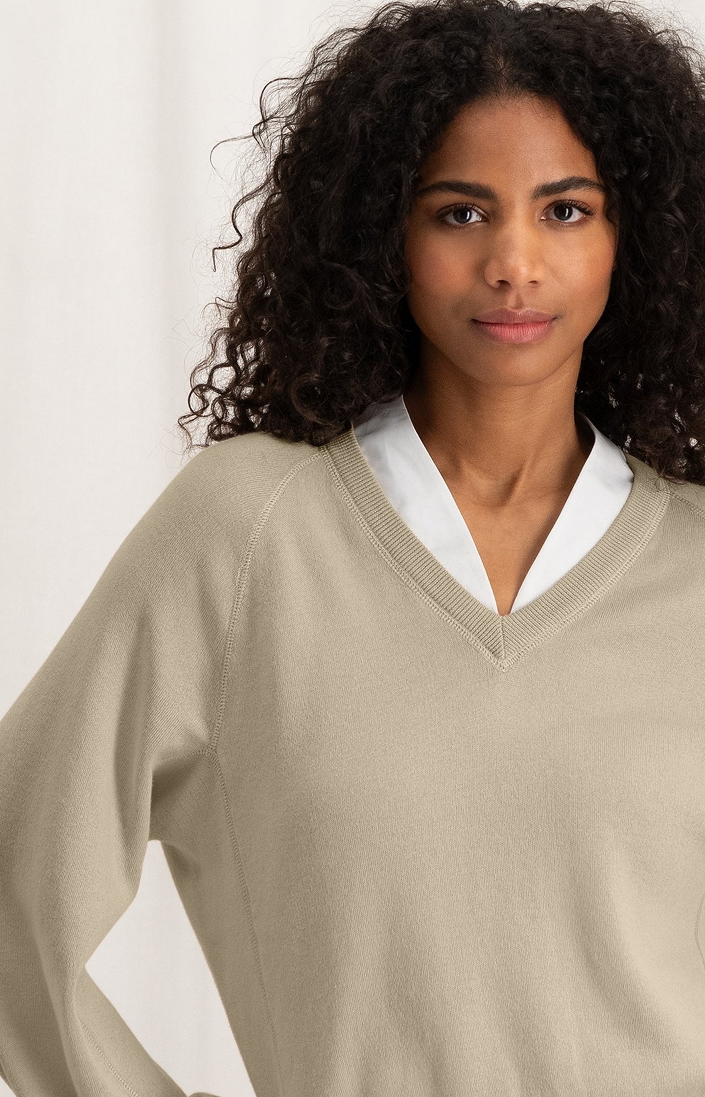 Sweater with V-neck, long balloon sleeves and woven details