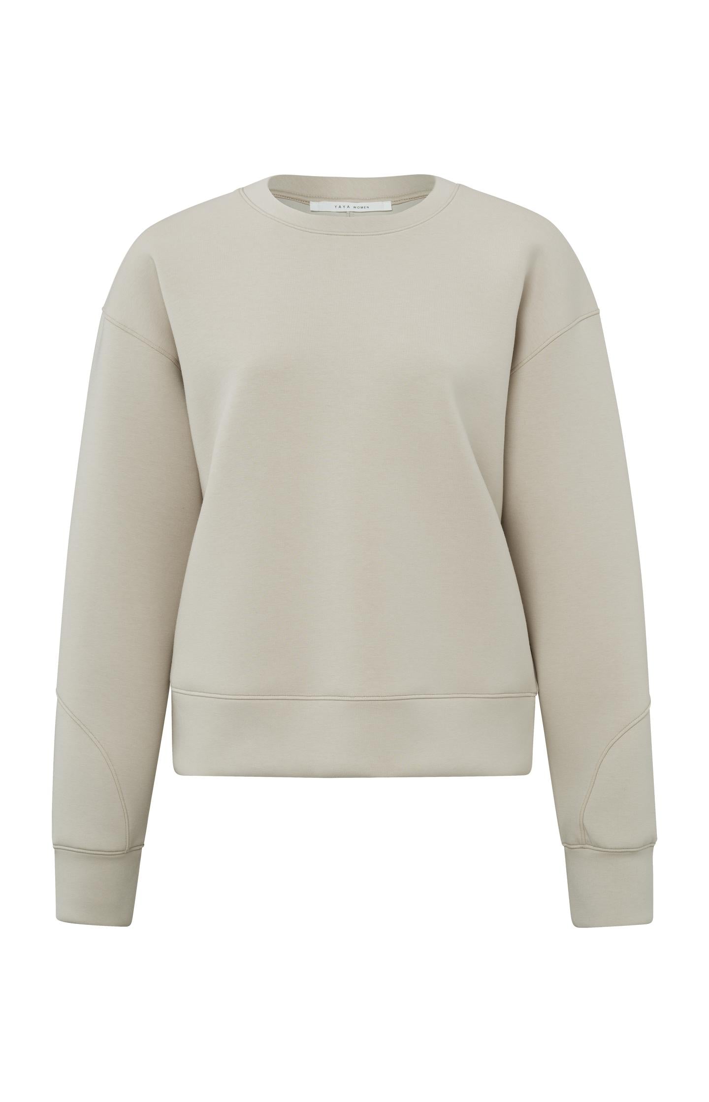 Sweatshirt with round neck, long sleeves and shaped seams - Type: product